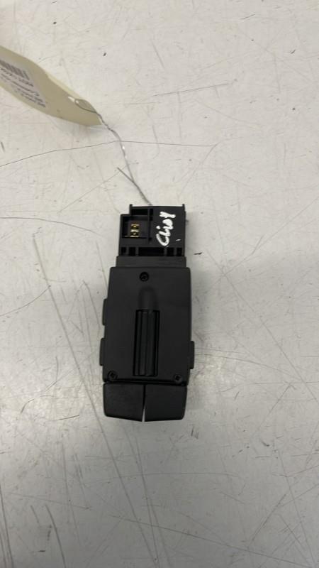 Commande autoradio RENAULT CLIO 4 PHASE 2 Diesel - 1