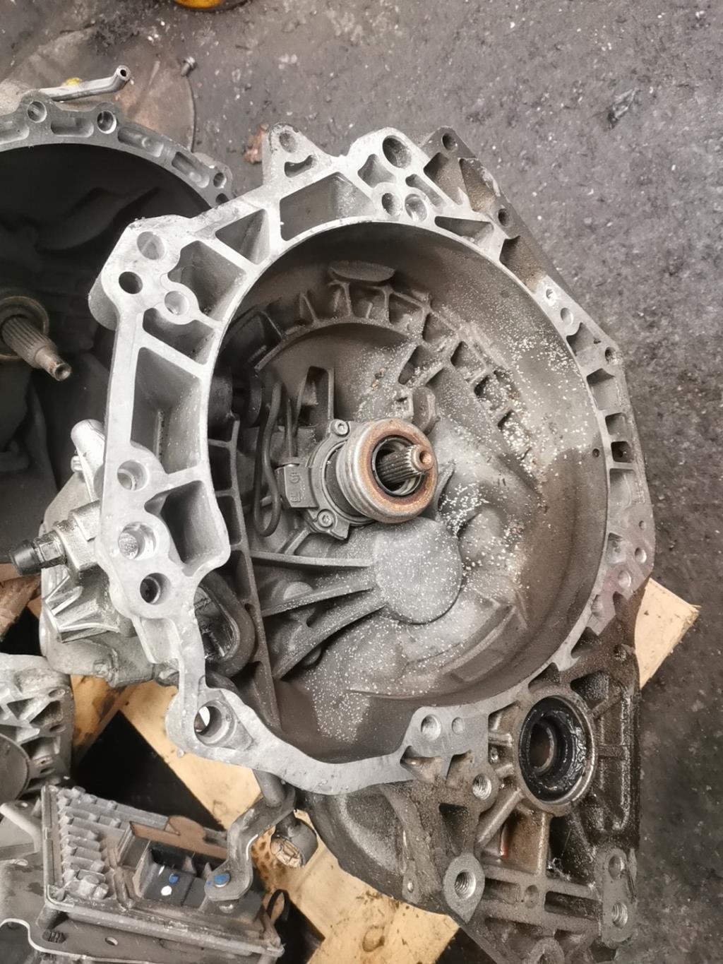 Boite de vitesses OPEL CORSA D PHASE 2 Diesel - 1