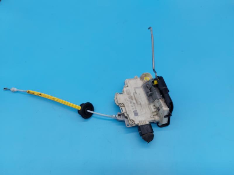 Serrure avant gauche AUDI A3 2 SPORTBACK PHASE 2 Diesel - 1