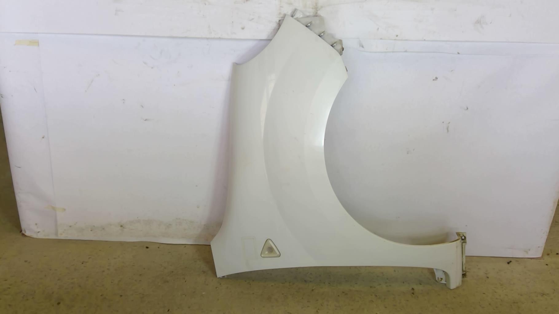 Aile avant droit RENAULT KANGOO 2 PHASE 1  - 1