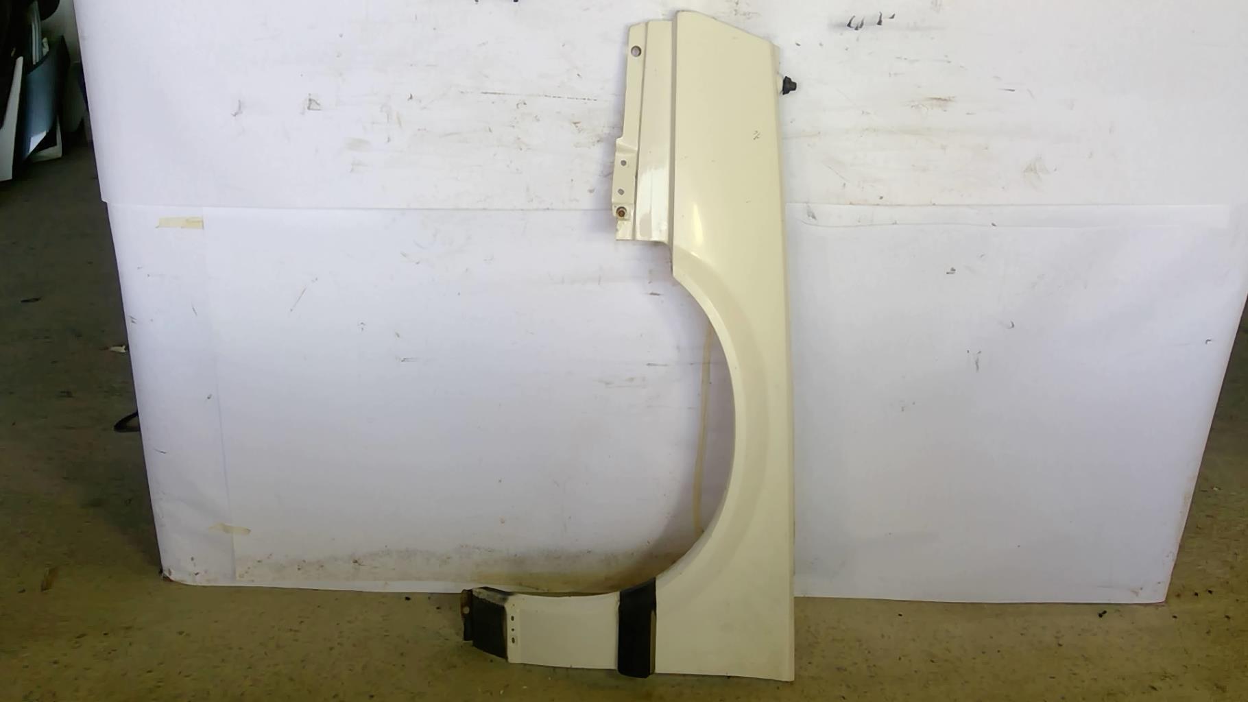 Aile avant gauche RENAULT R25 PHASE 2  - 1