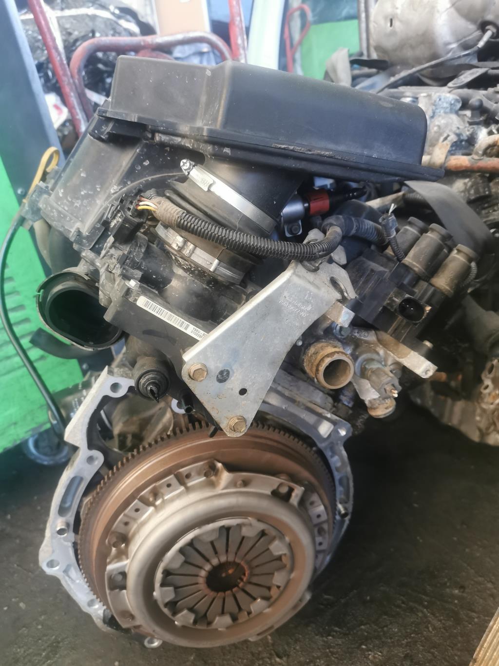 Moteur FORD FIESTA 4 PHASE 2 Essence - 1