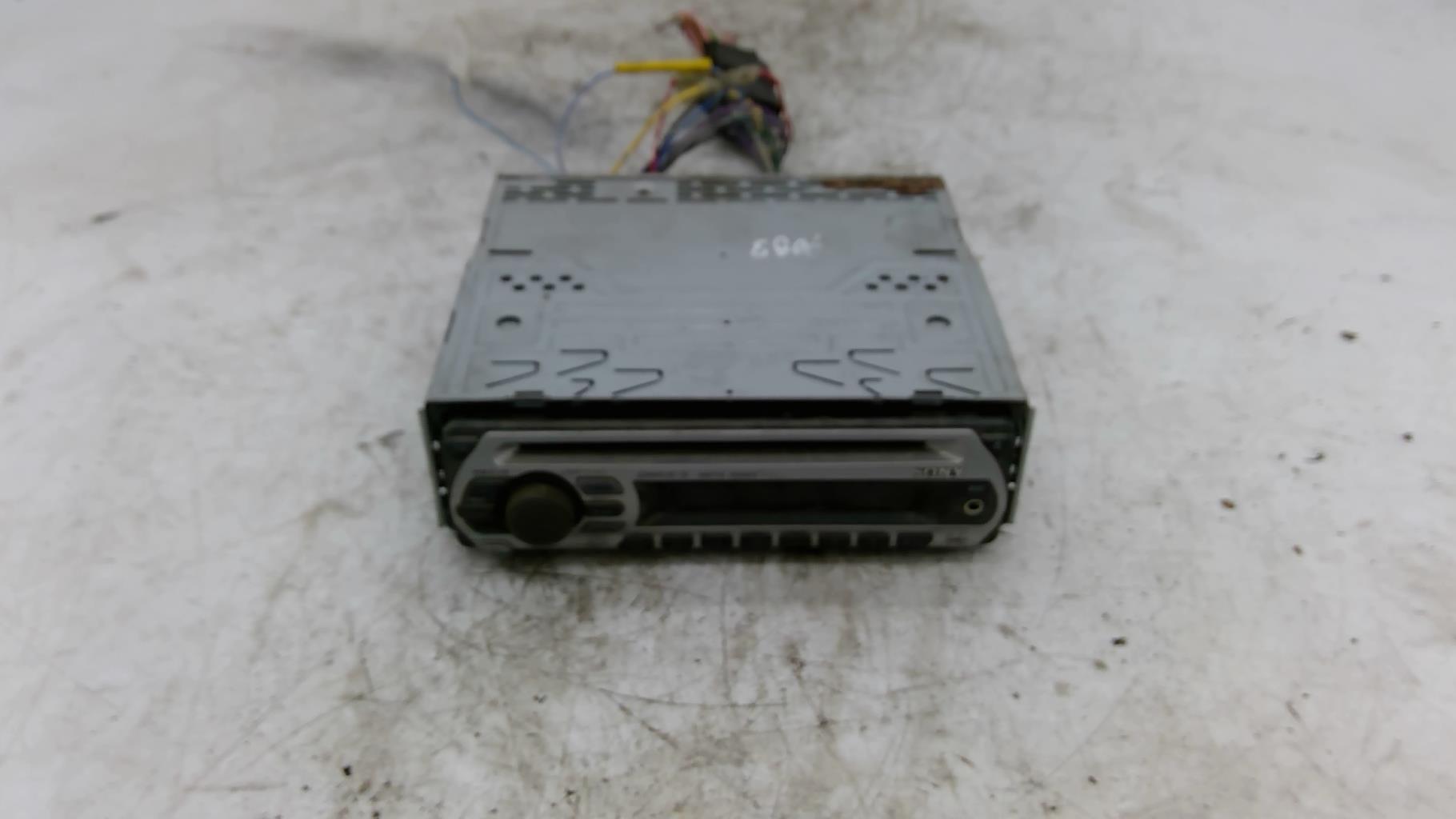 Autoradio MERCEDES CLASSE A 168 PHASE 2  - 1