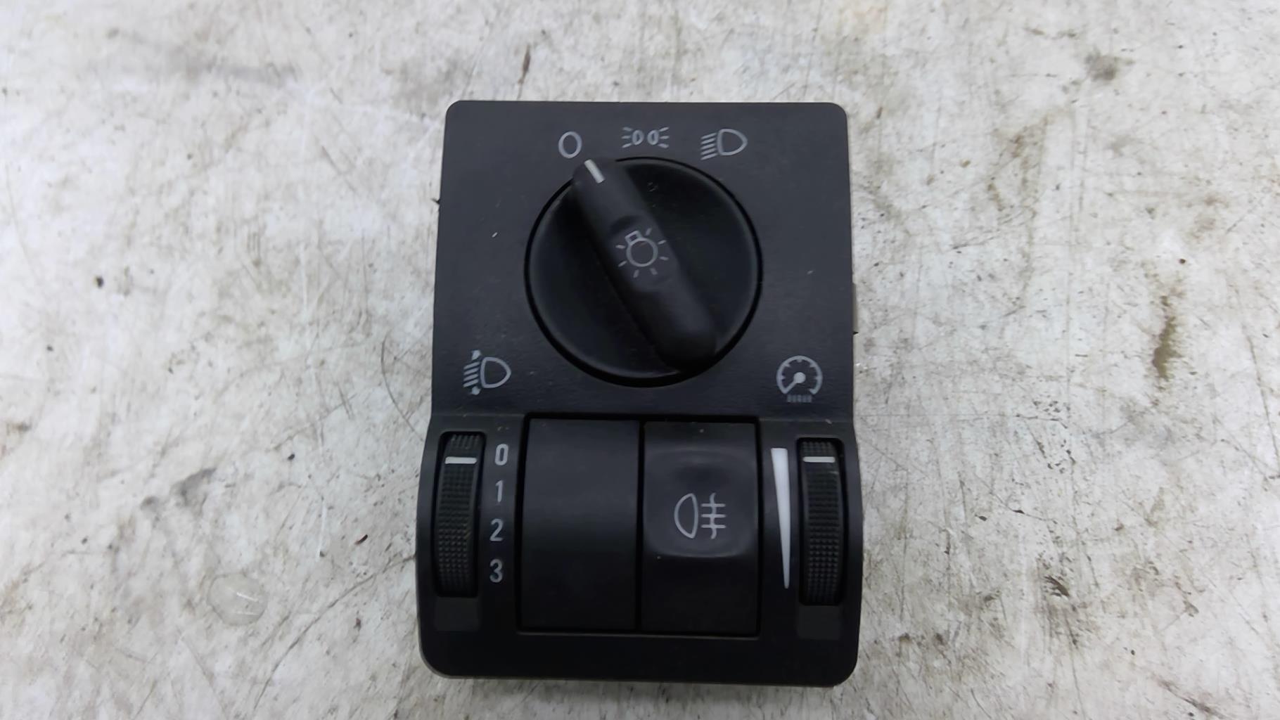 Commande de phare OPEL CORSA C PHASE 1 Diesel - 1