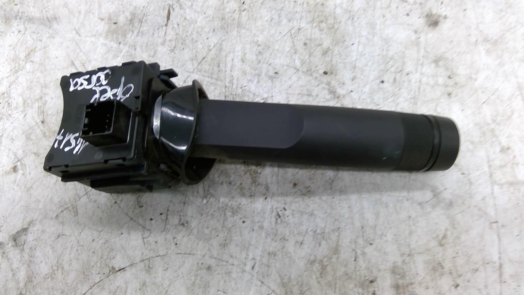 Commodo d'essuie glaces OPEL ASTRA J PHASE 2 Diesel - 1