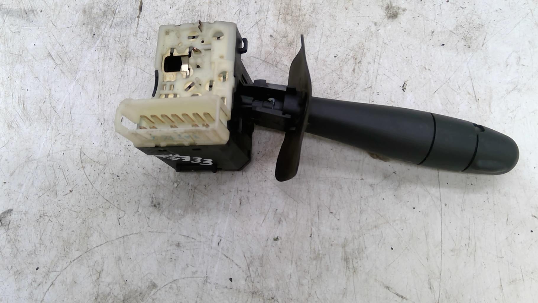 Commodo d'essuie glaces RENAULT CLIO 2 PHASE 2 Diesel - 1