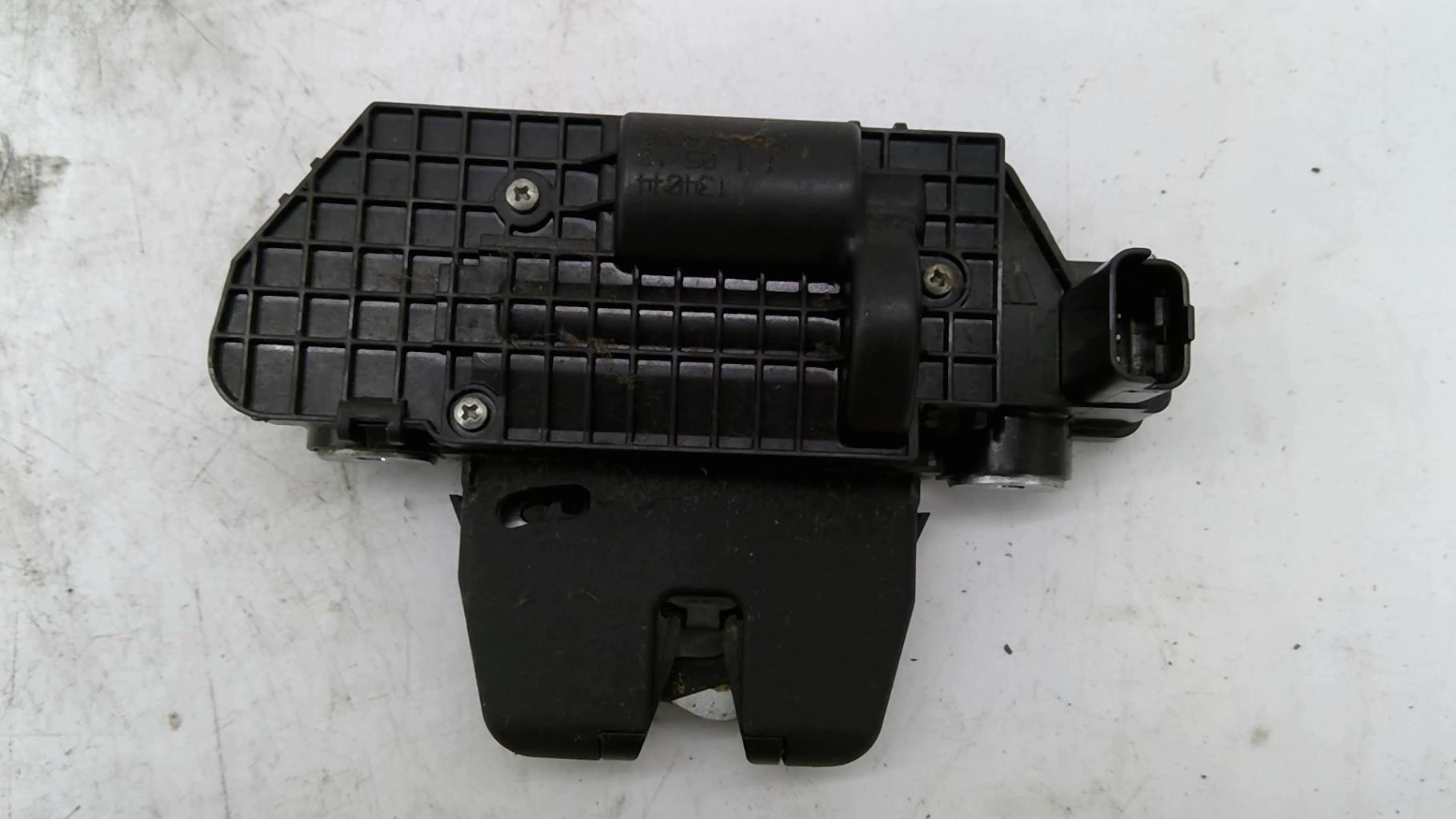 Serrure de hayon CITROEN C3 2 PHASE 1 Essence - 1