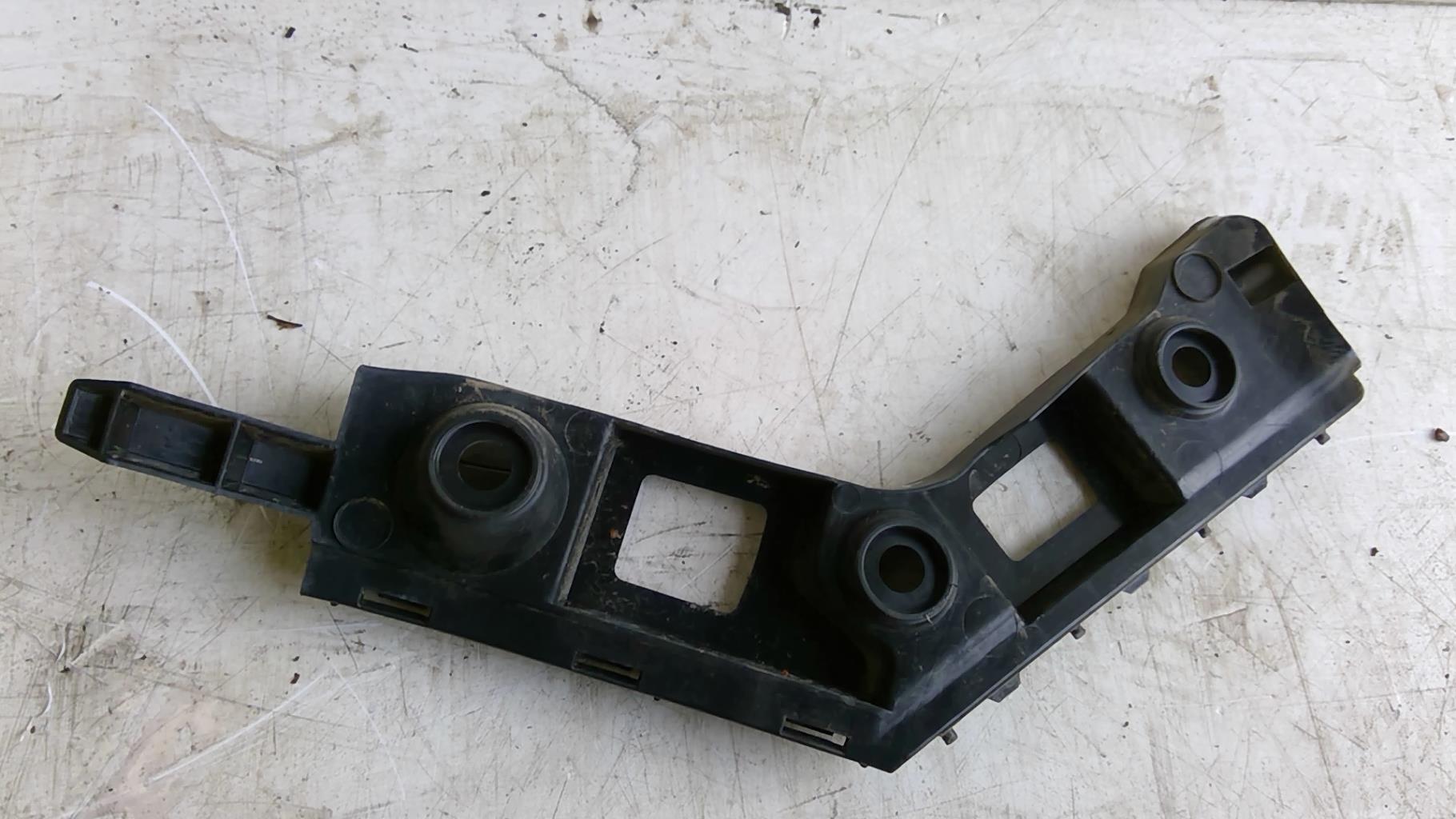 Support de pare chocs arriere VOLKSWAGEN GOLF 7 PHASE 1 Diesel - 1