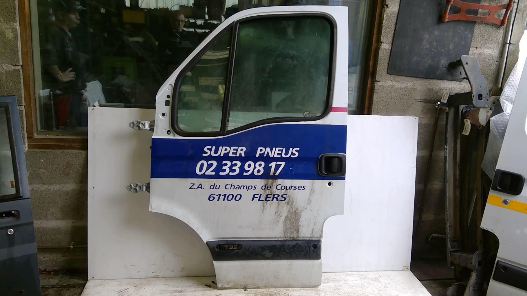 Porte avant gauche RENAULT MASTER 2  - 1