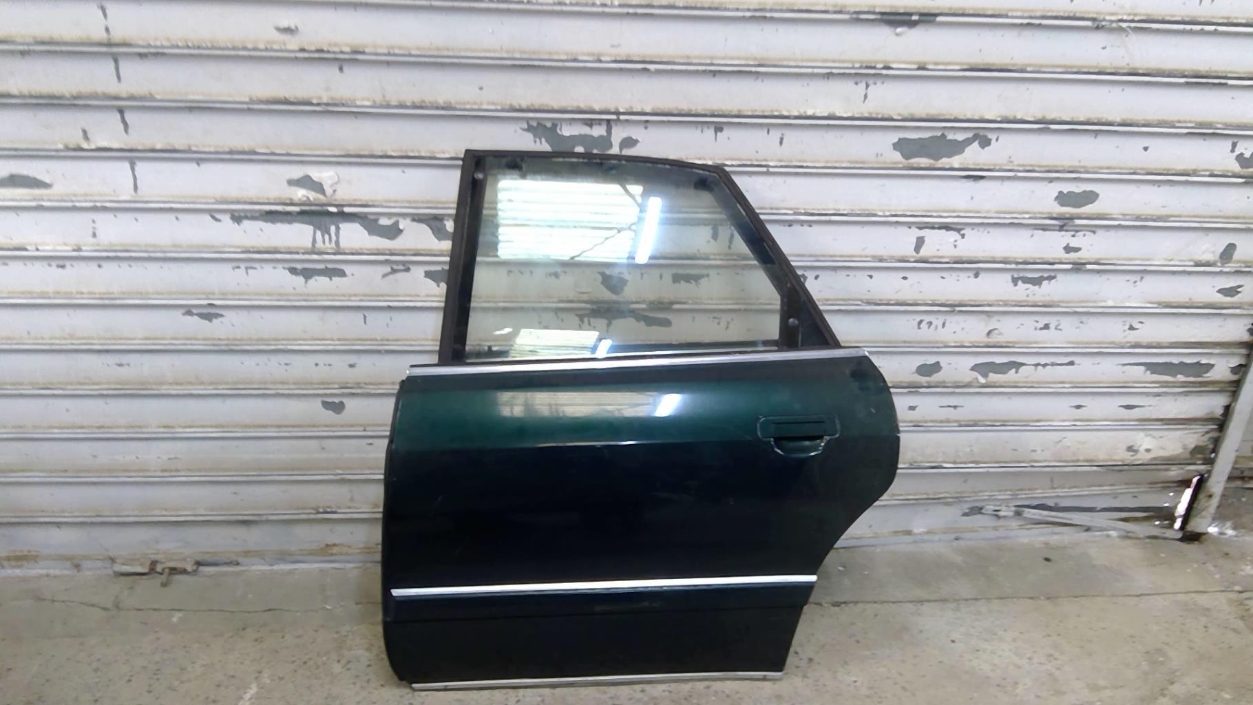 Porte arriere gauche AUDI A8 1 PHASE 1 Essence - 1