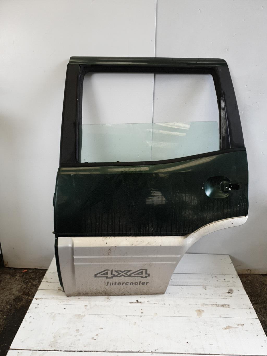 Porte arriere gauche NISSAN TERRANO 2 PHASE 3  - 1