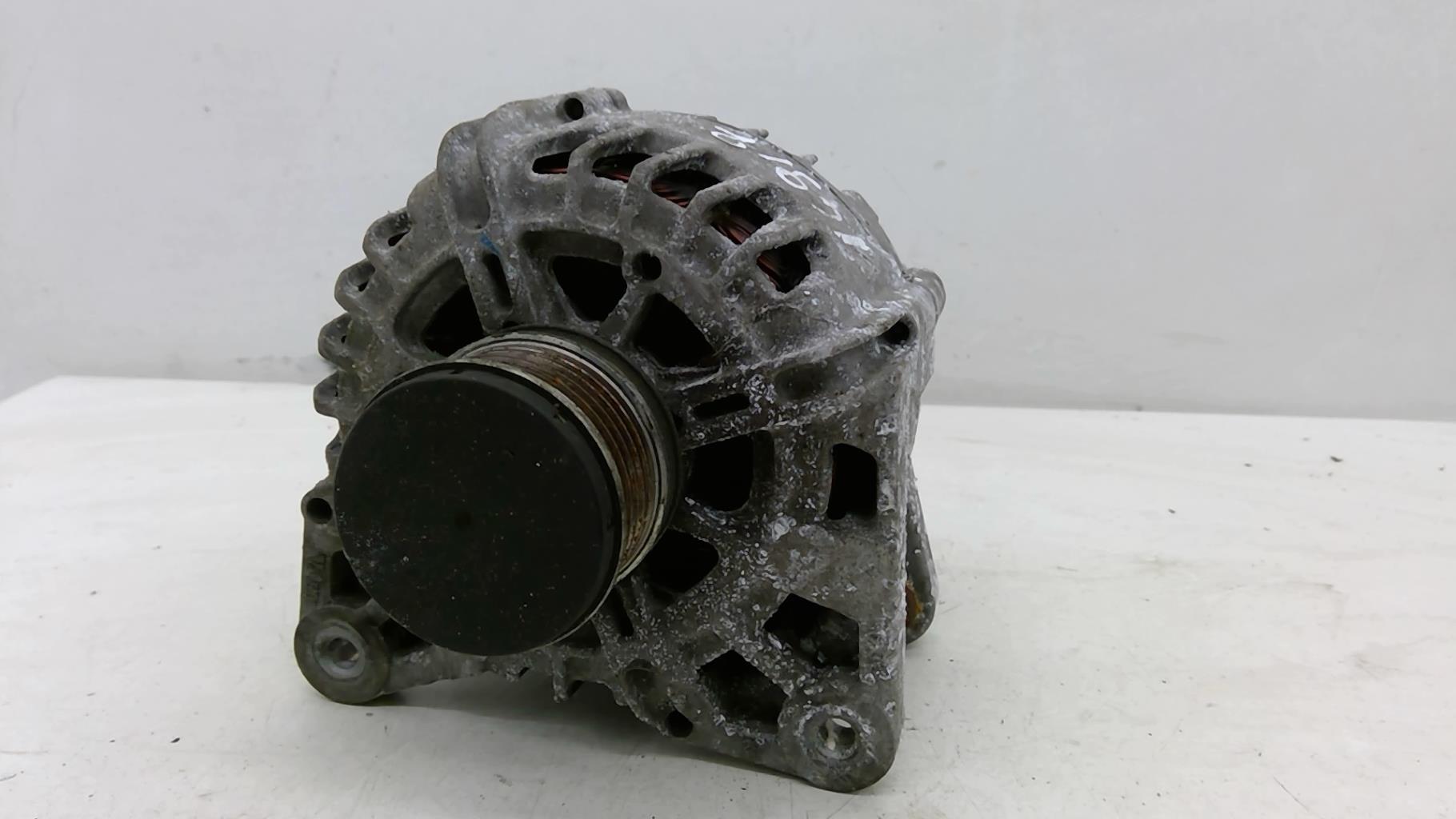 Alternateur RENAULT CLIO 4 PHASE 1 Diesel - 1