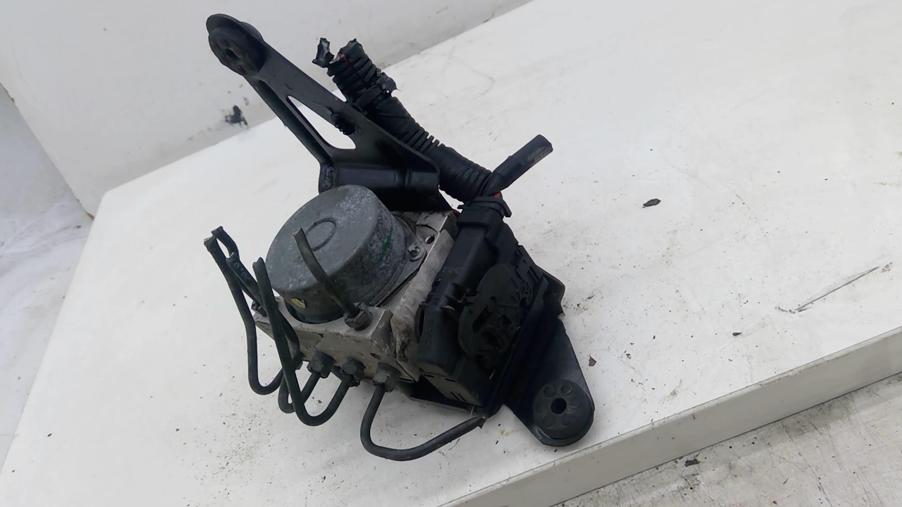 Bloc ABS (freins anti-blocage) RENAULT KANGOO 2 PHASE 1 Diesel - 1