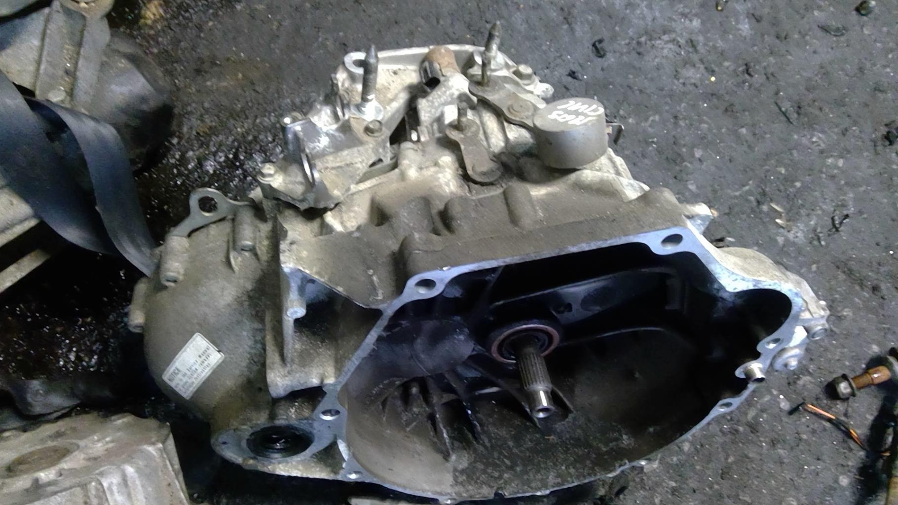Boite de vitesses HONDA CIVIC 8 PHASE 1 Diesel - 1