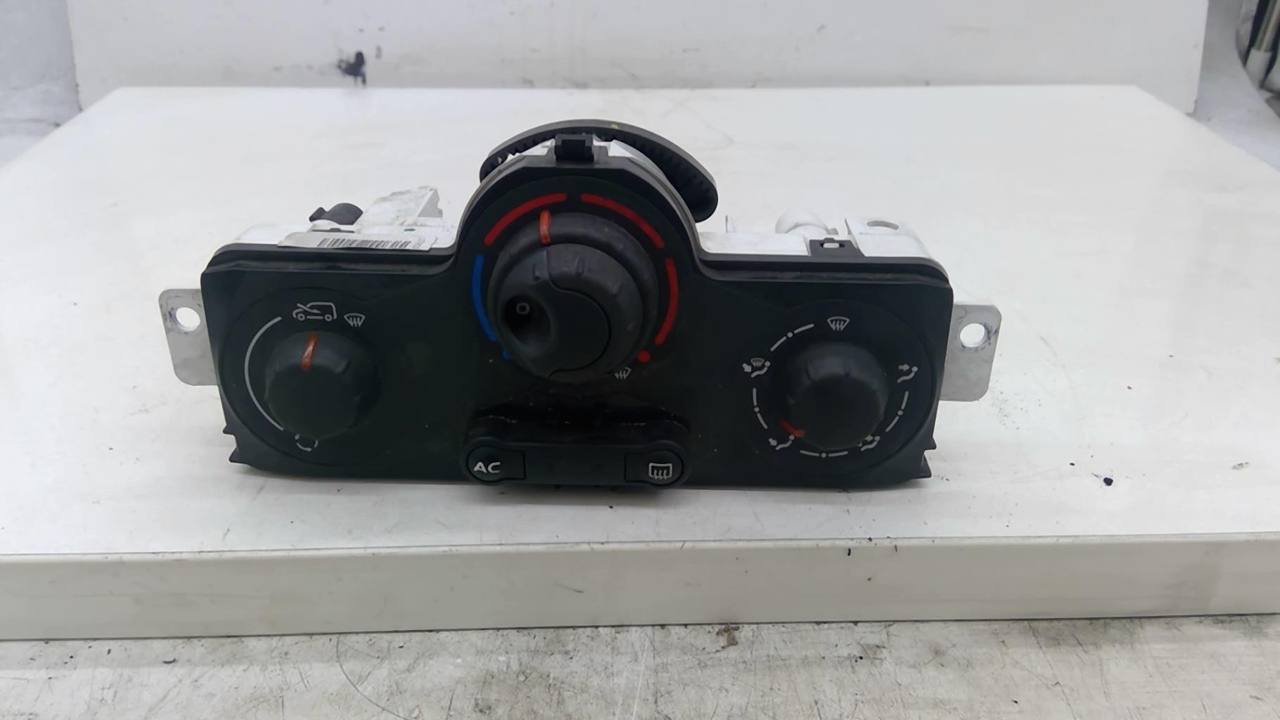 Commande chauffage RENAULT KANGOO 2 PHASE 1 Diesel - 1