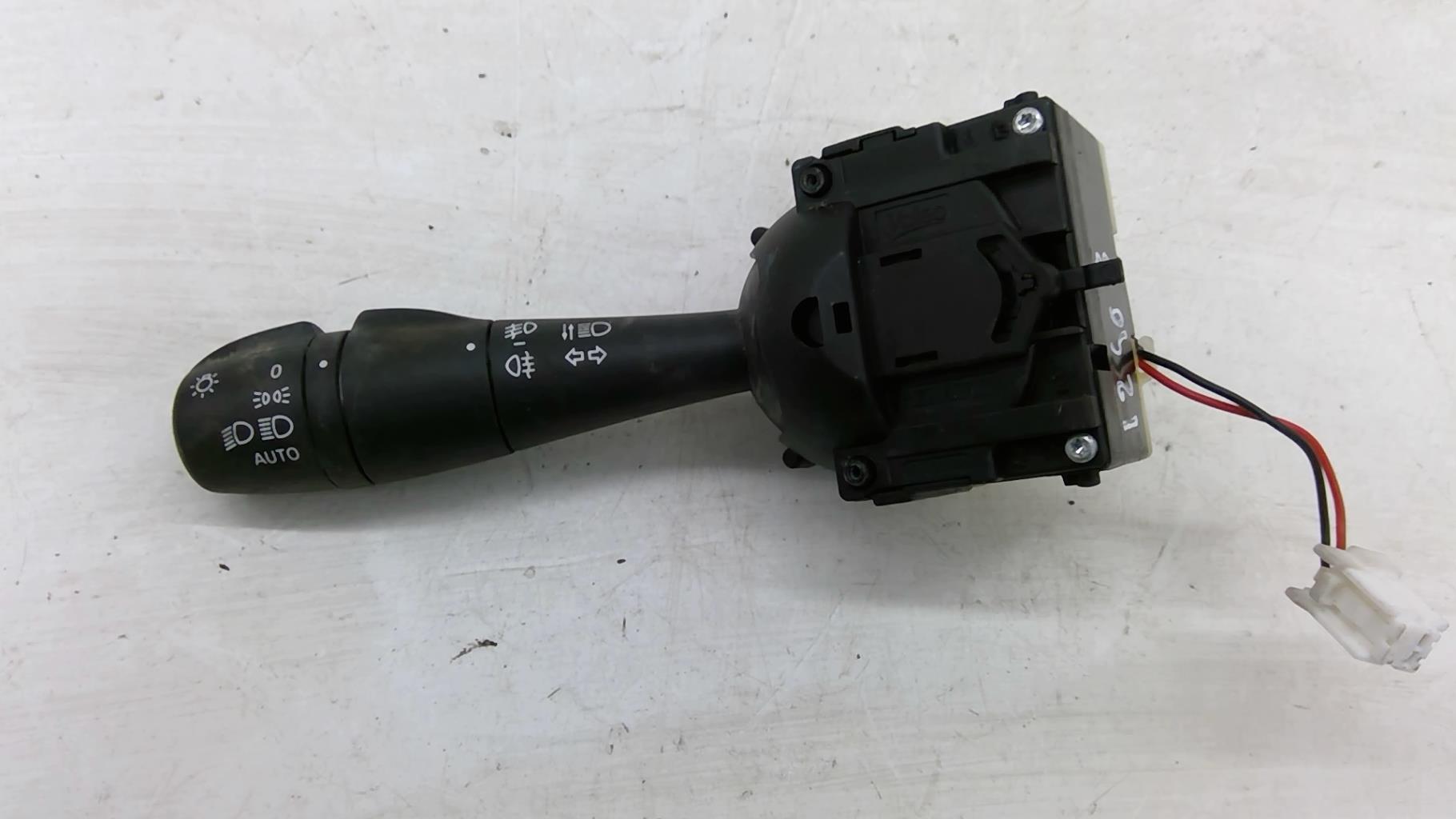Commodo phare RENAULT CLIO 4 PHASE 1 BREAK  - 1