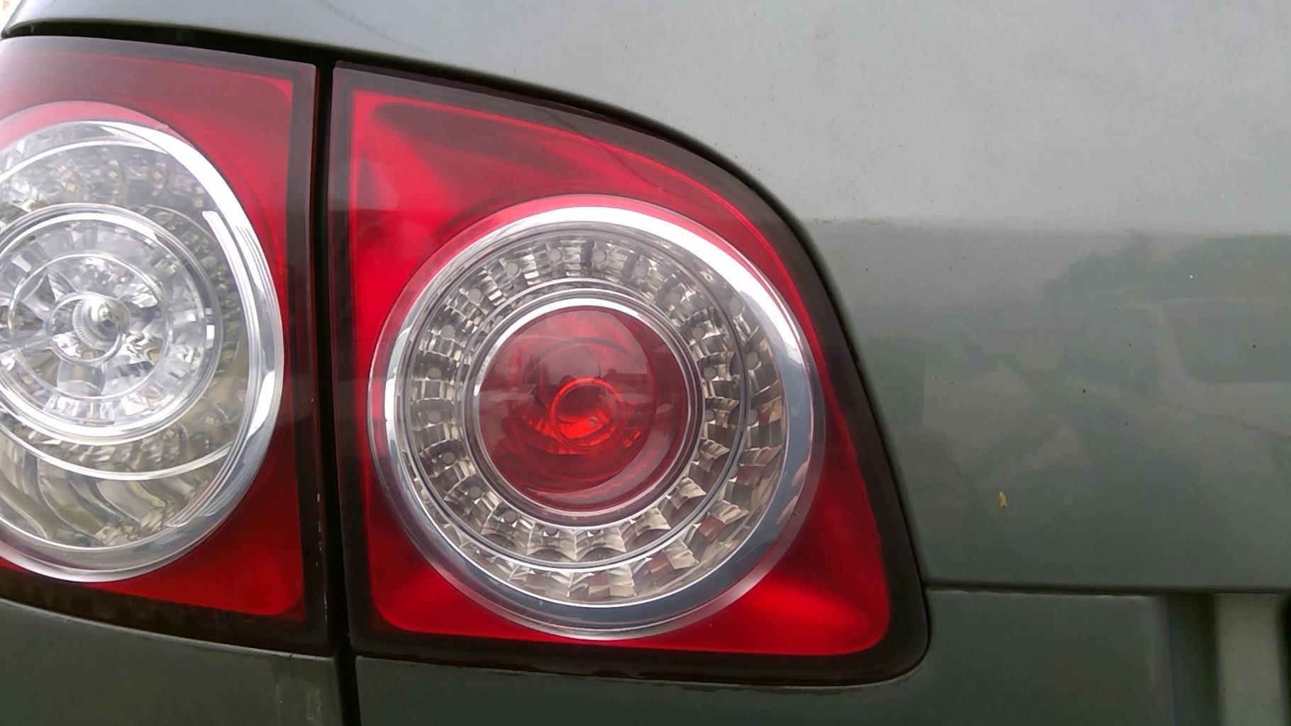 Feu arriere secondaire gauche (feux) VOLKSWAGEN GOLF PLUS PHASE 1  - 1