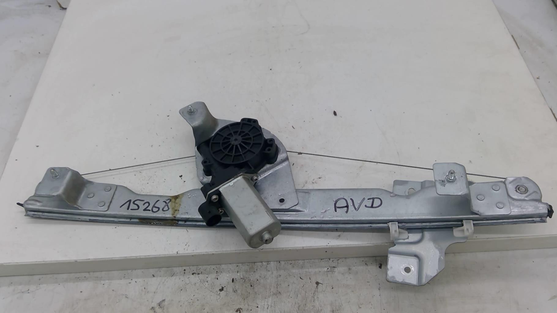 Leve vitre electrique avant droit DACIA DUSTER 1 PHASE 1 Diesel - 1