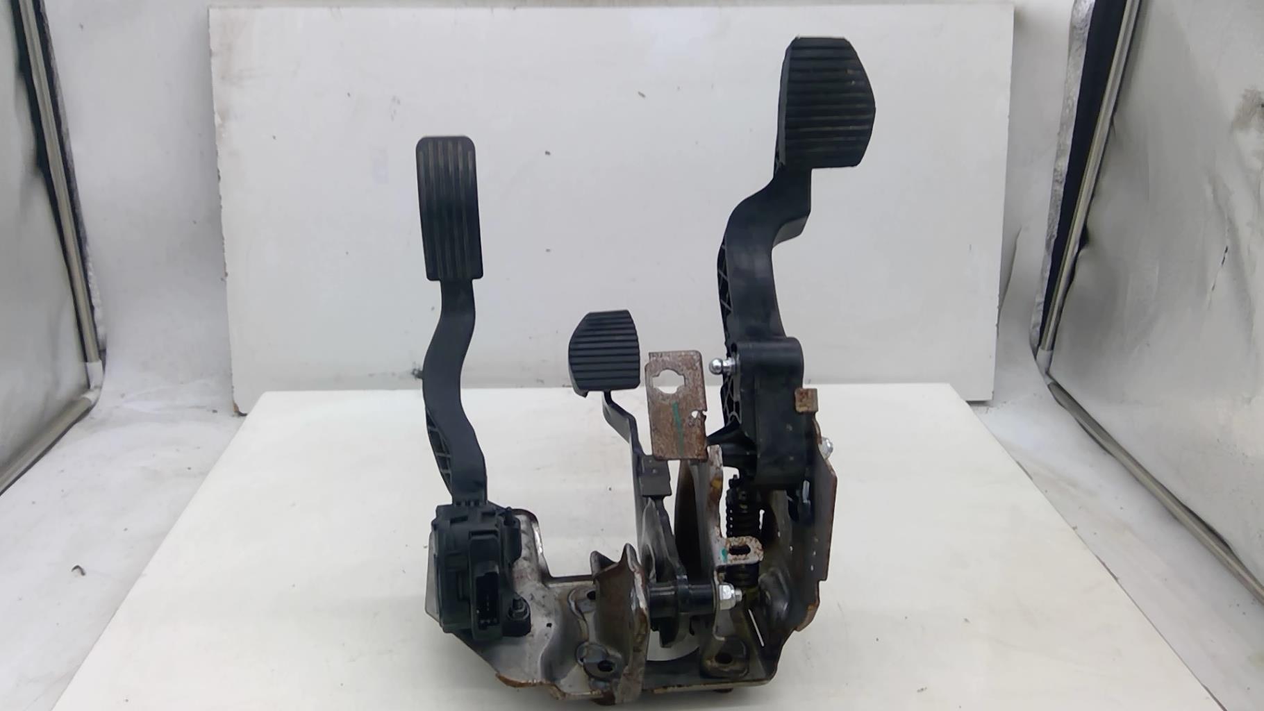 Pedalier PEUGEOT 208 1 PHASE 2 Diesel - 1