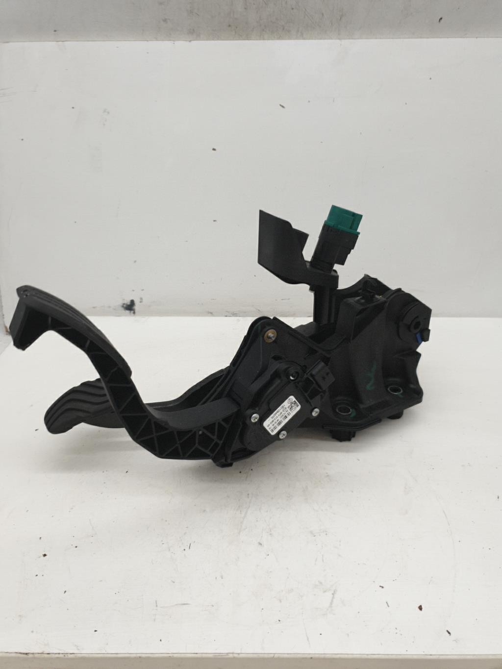 Pedalier RENAULT CLIO 5 PHASE 1 Essence/Hybride - 1