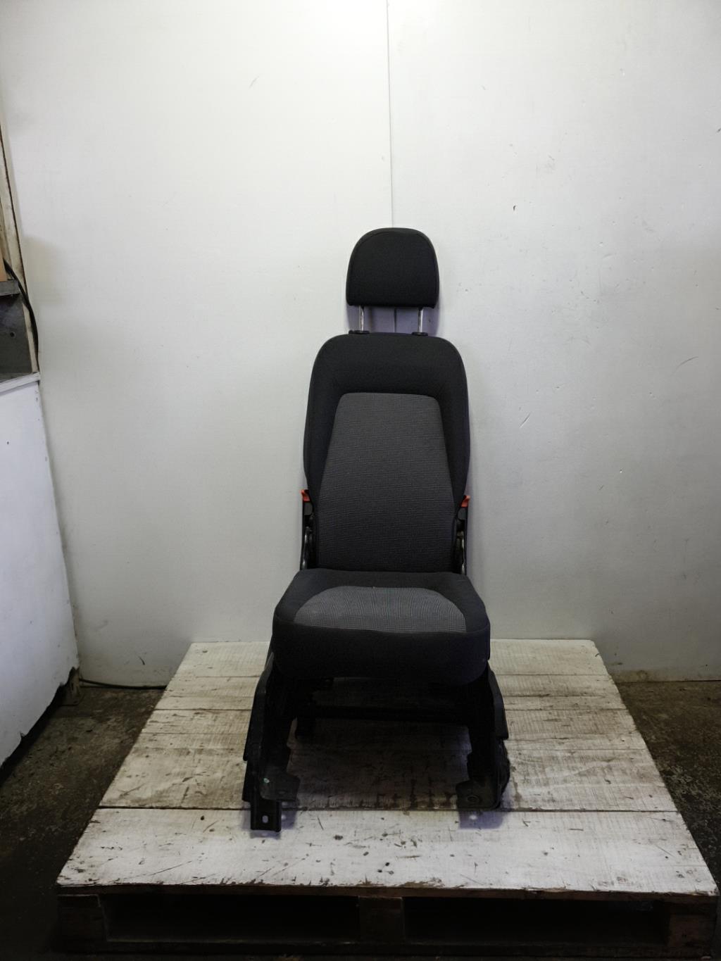 Siege avant droit PEUGEOT BIPPER Diesel - 1