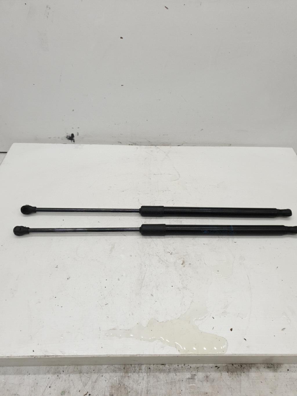 Verin de coffre RENAULT CLIO 5 PHASE 1 Essence/Hybride - 1
