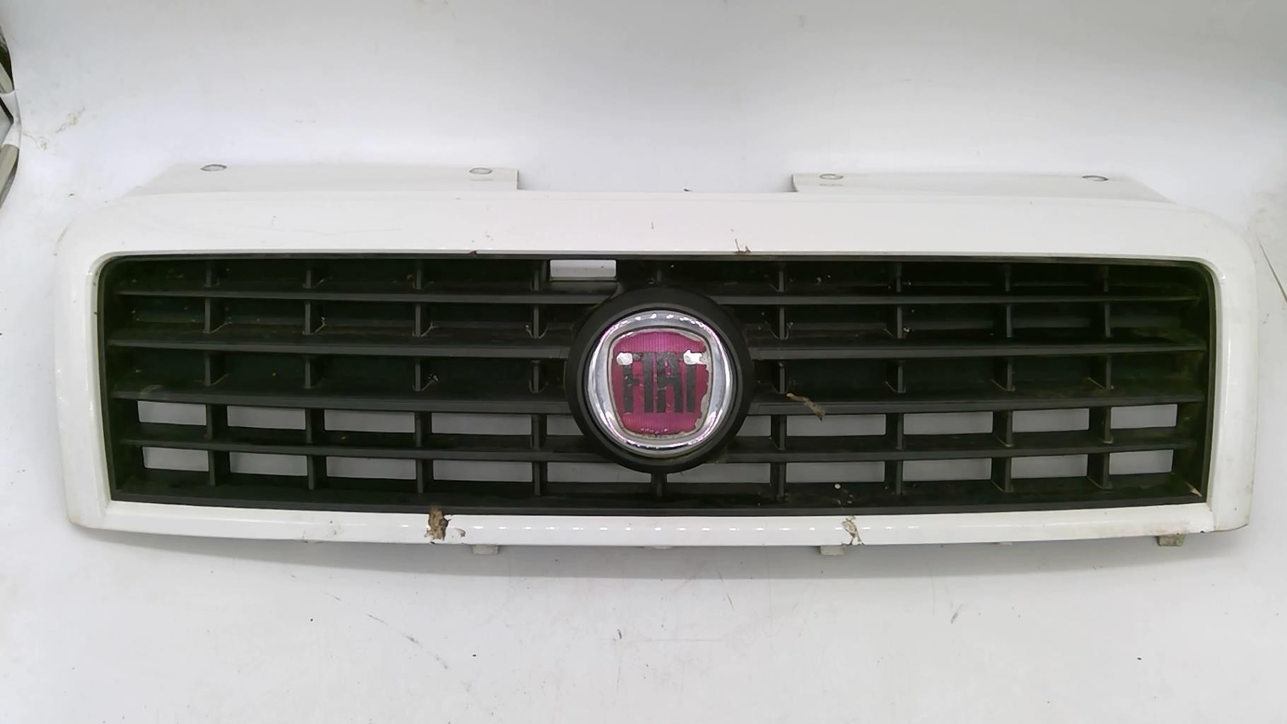 Calandre FIAT DOBLO 1 PHASE 2  - 1