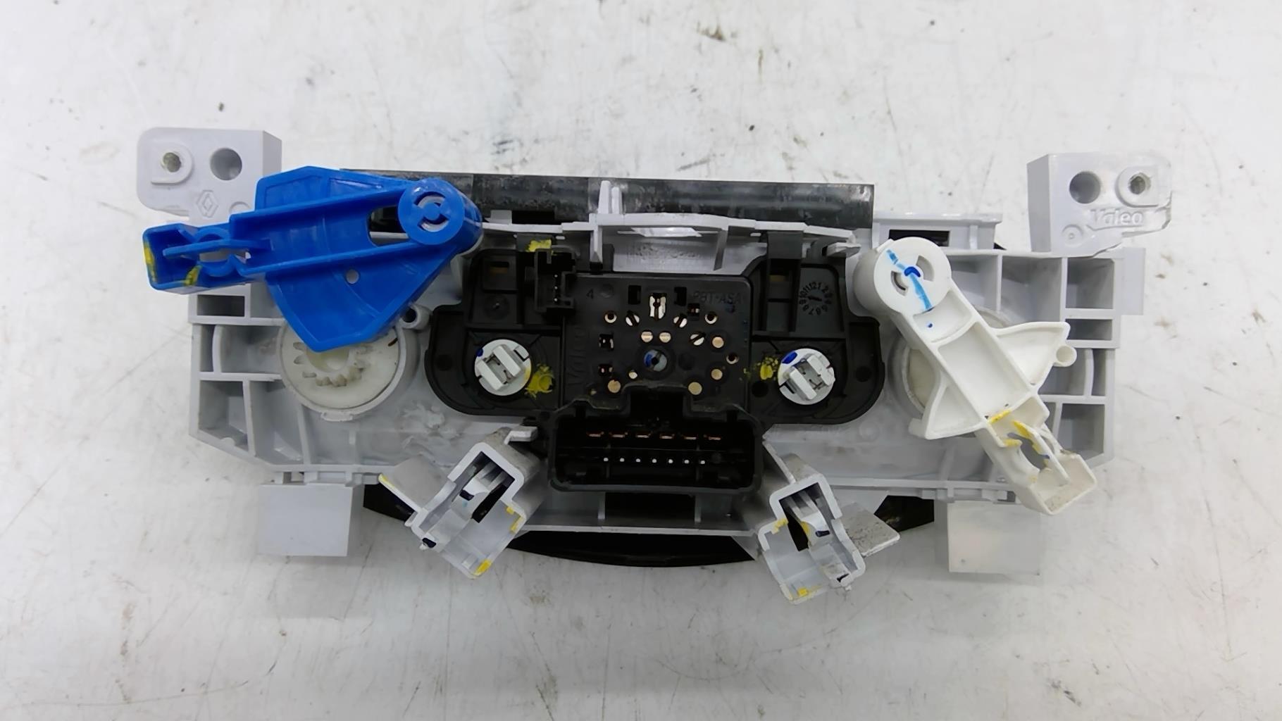 Commande chauffage DACIA DUSTER 1 PHASE 2 Diesel - 1