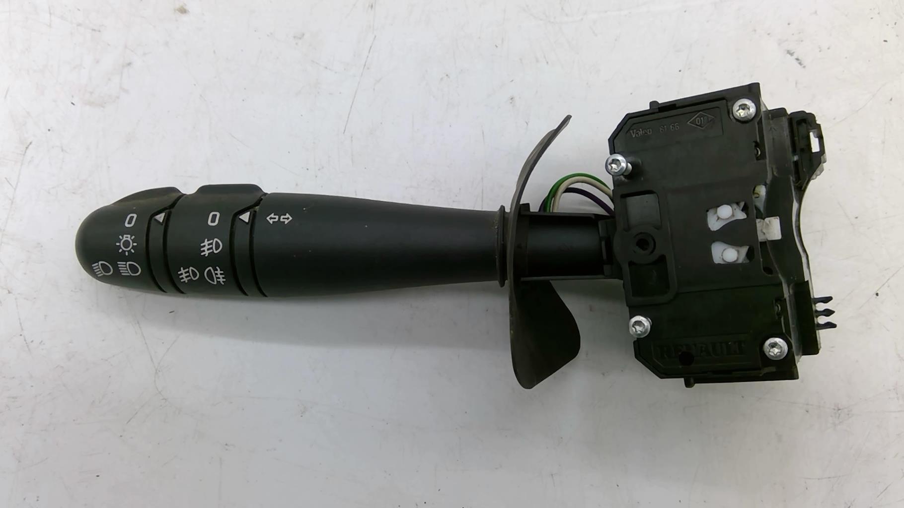Commodo phare RENAULT CLIO 2 PHASE 2 Essence - 1