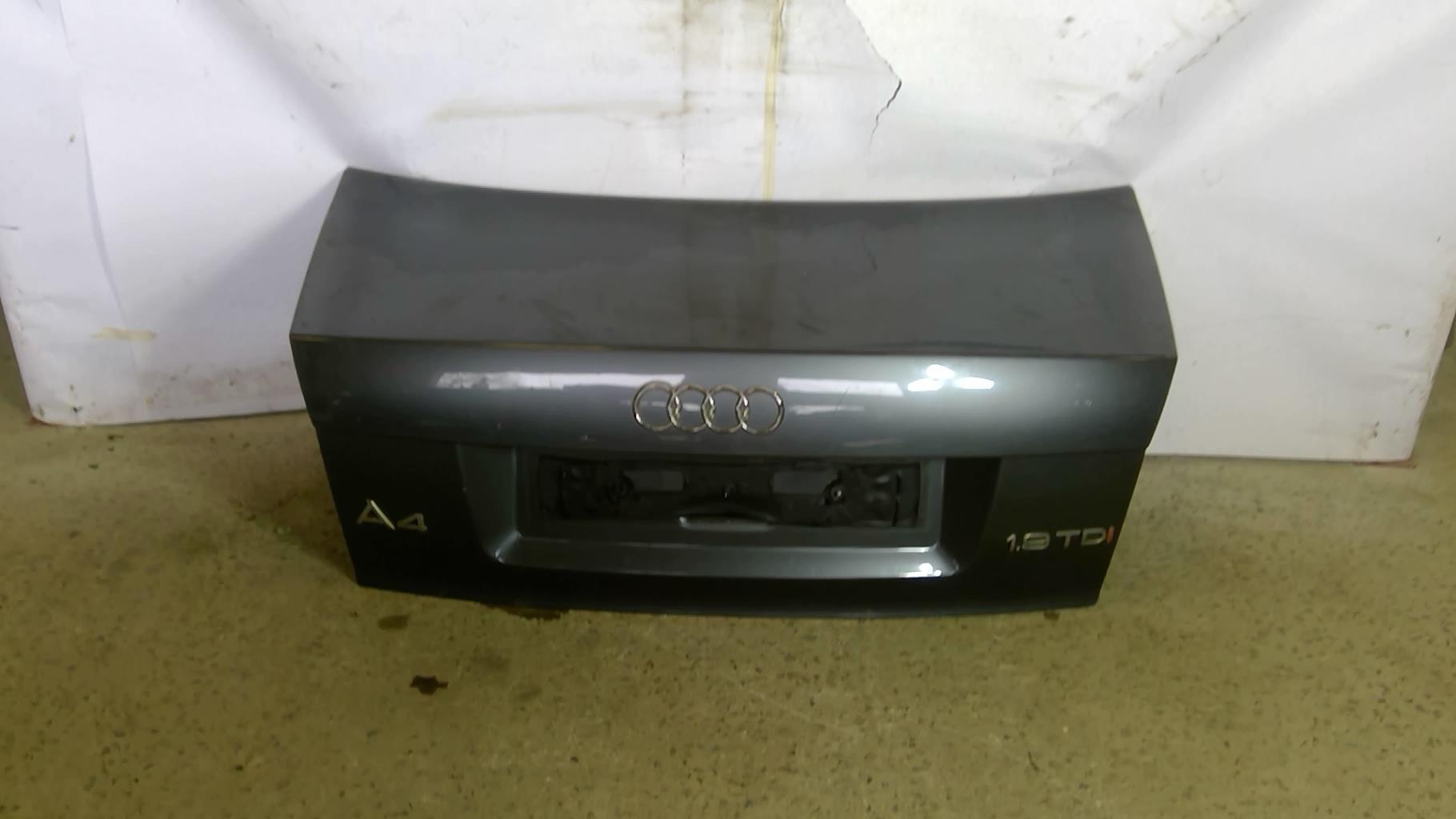 Malle/Hayon arriere AUDI A4 2 PHASE 1 Diesel - 1
