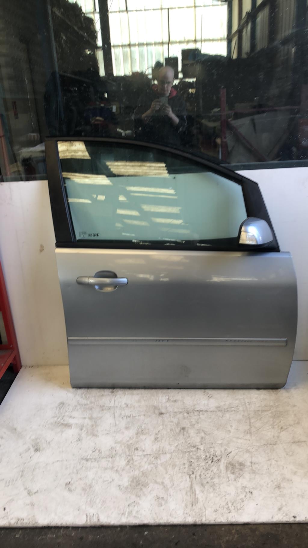 Porte avant droit FORD C-MAX 1 PHASE 1  - 1
