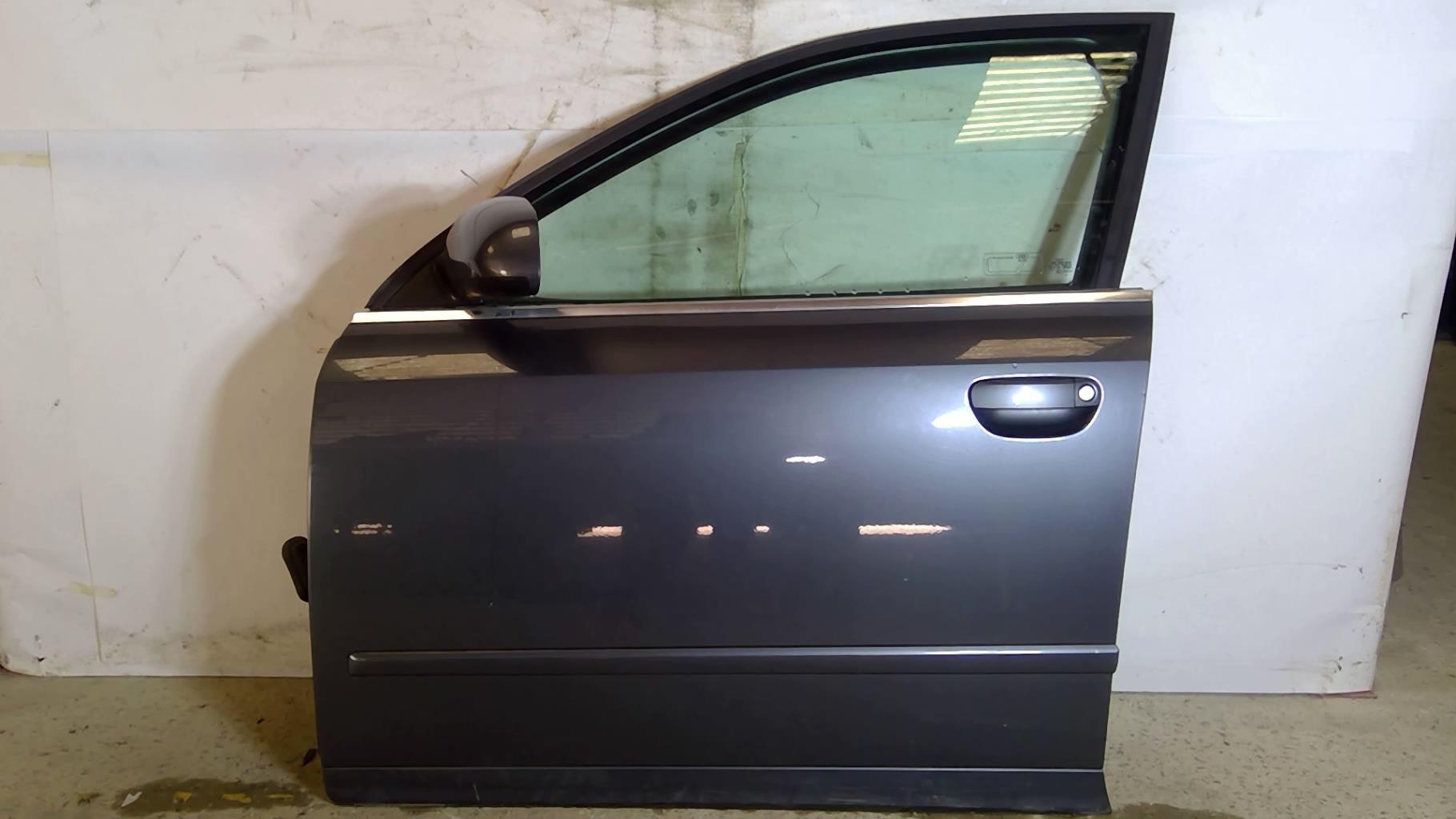 Porte avant gauche AUDI A4 2 AVANT PHASE 1 BREAK  - 1