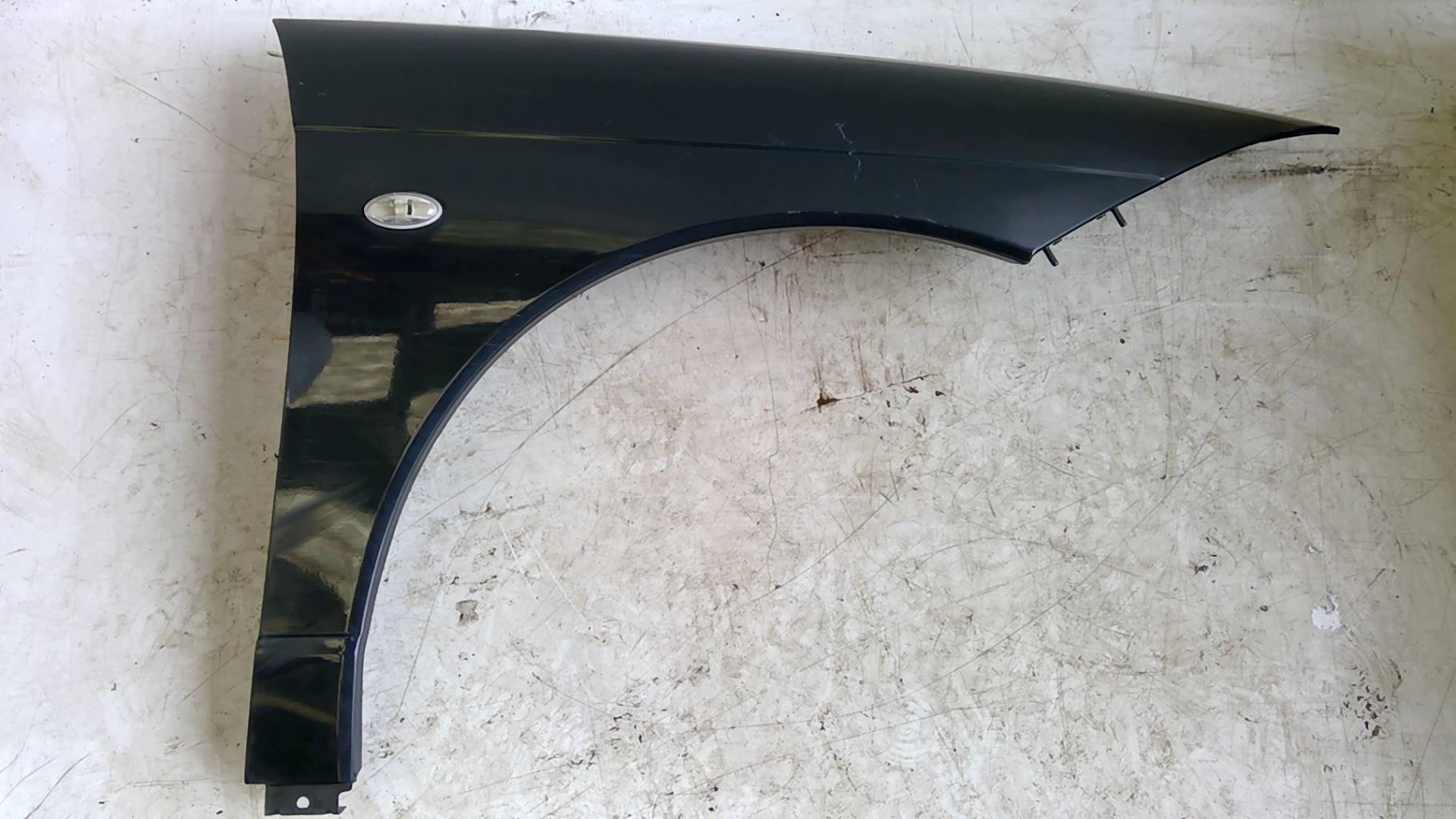 Aile avant droit CITROEN C6  - 1