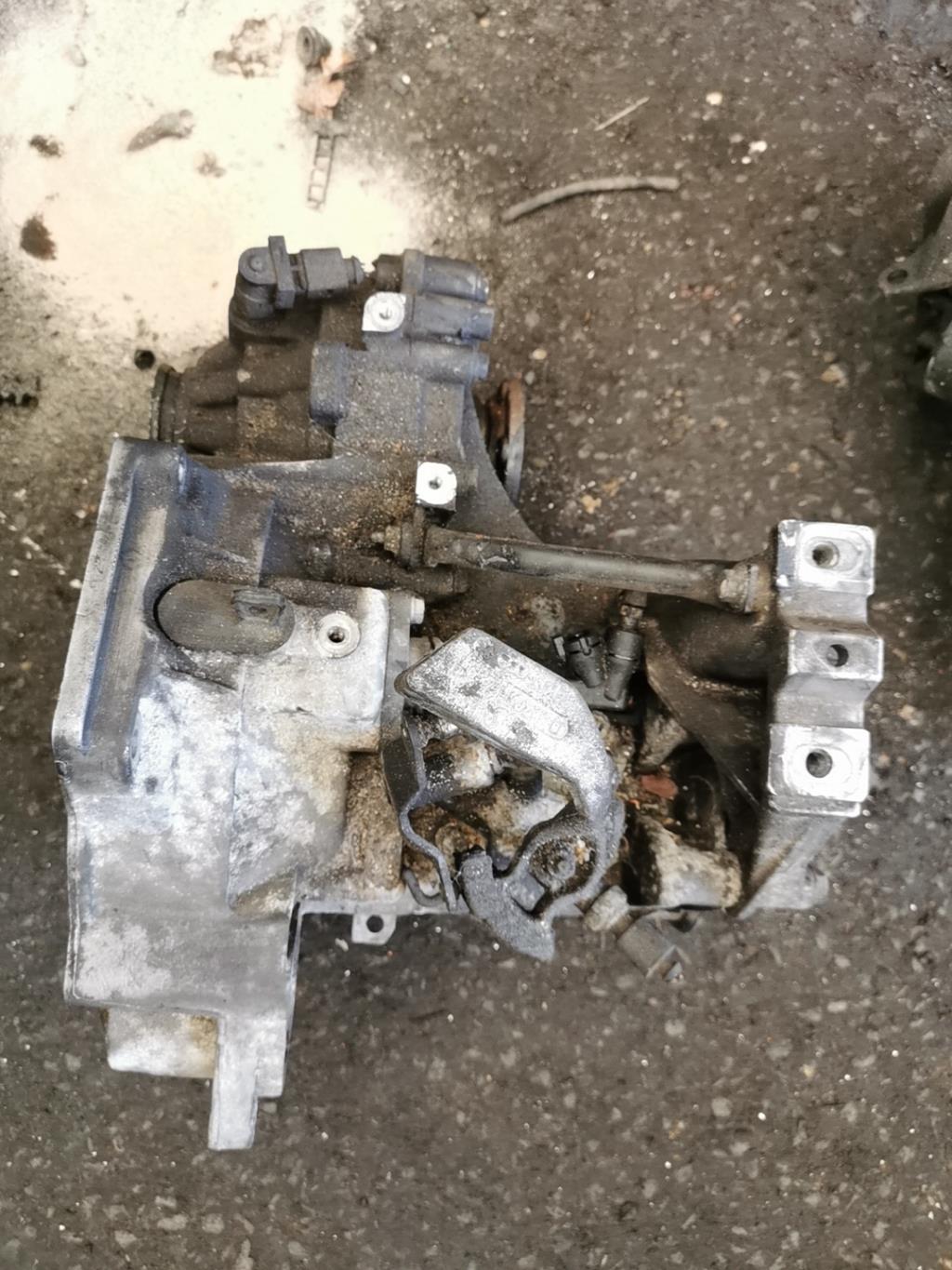 Boite de vitesses VOLKSWAGEN NEW BEETLE 1 PHASE 1 Diesel - 1