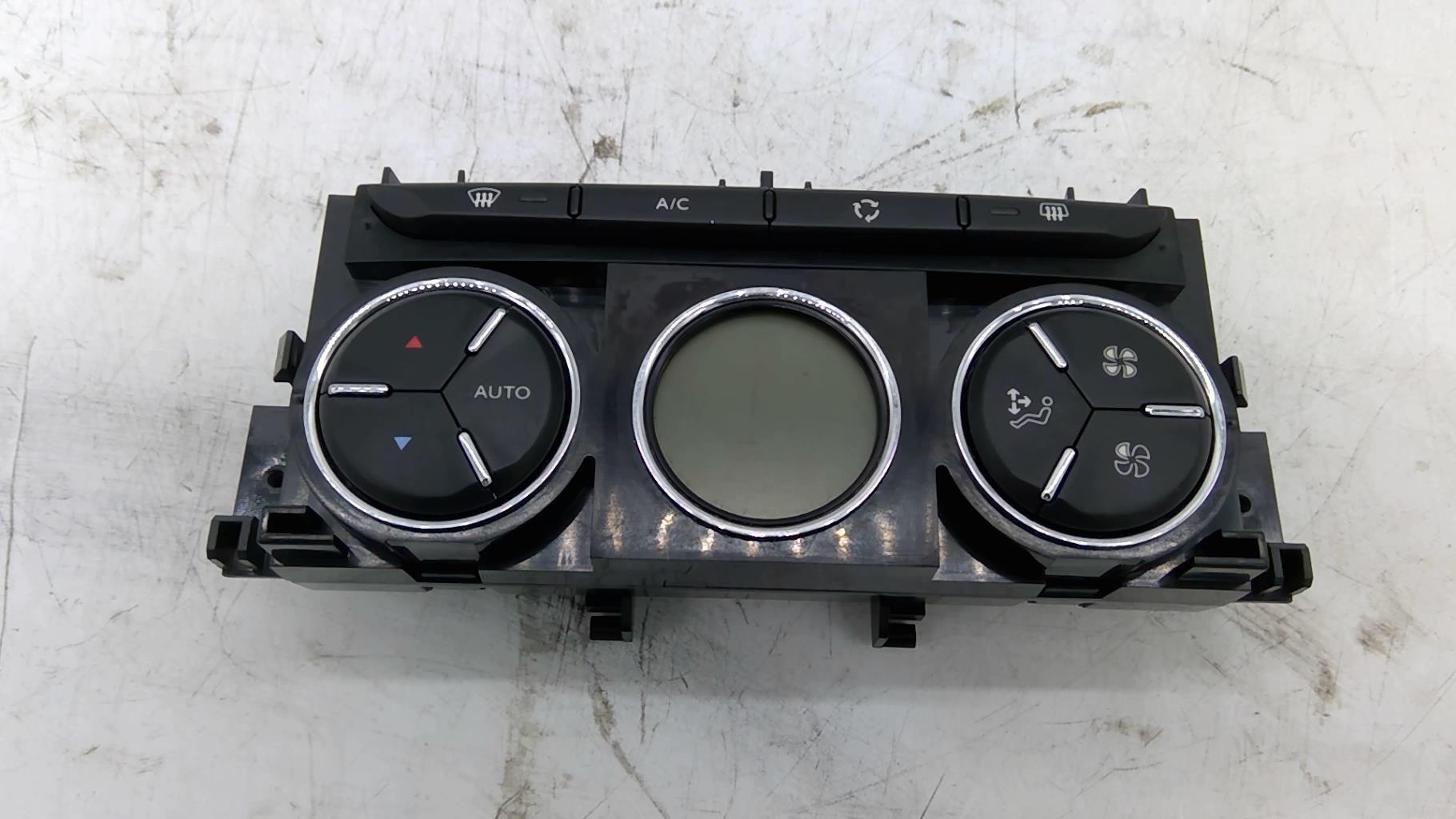 Commande chauffage CITROEN DS3 PHASE 1 Diesel - 1