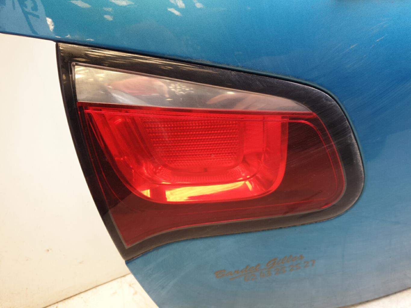 Feu arriere secondaire gauche (feux) CITROEN C3 2 PHASE 2 Essence - 1