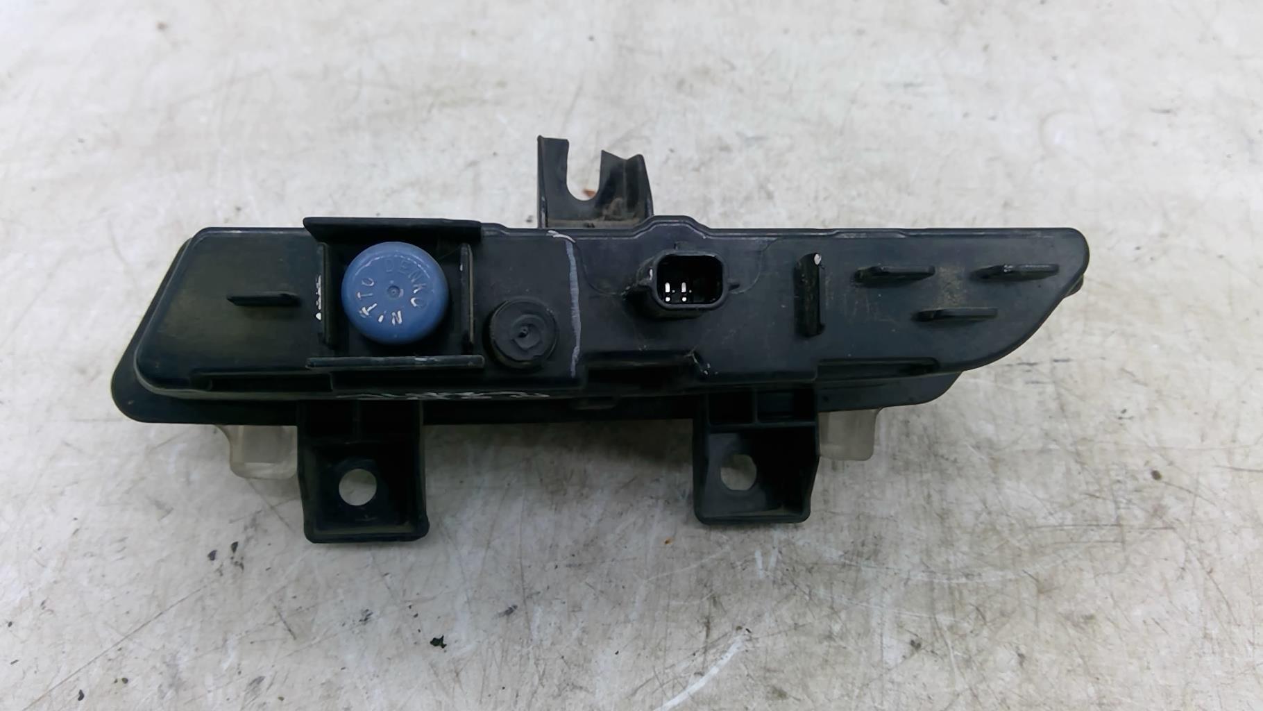 Feu diurne avant droit RENAULT CLIO 4 PHASE 1 BREAK  - 1