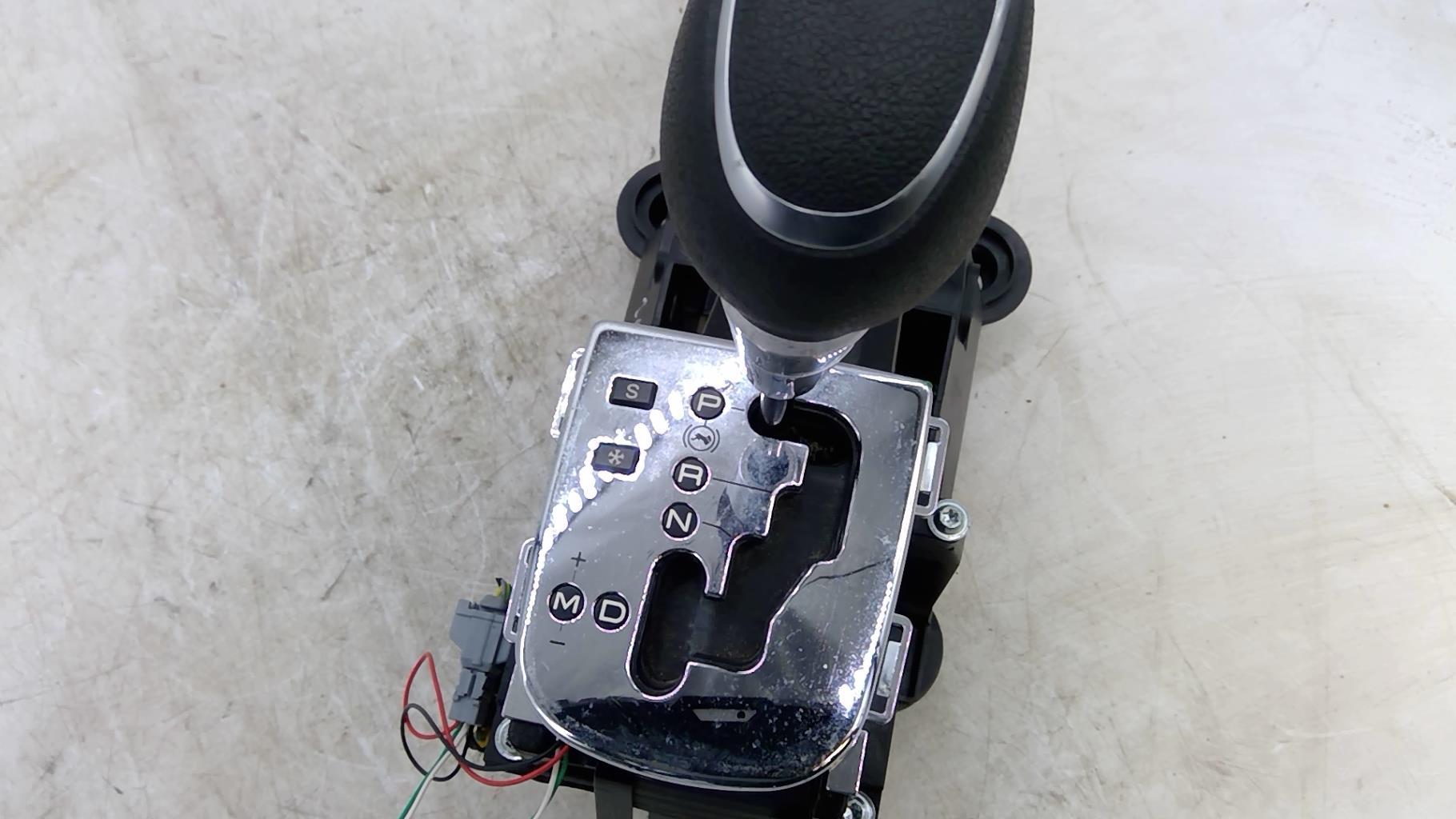 Levier de vitesses PEUGEOT 2008 1 PHASE 1  - 1