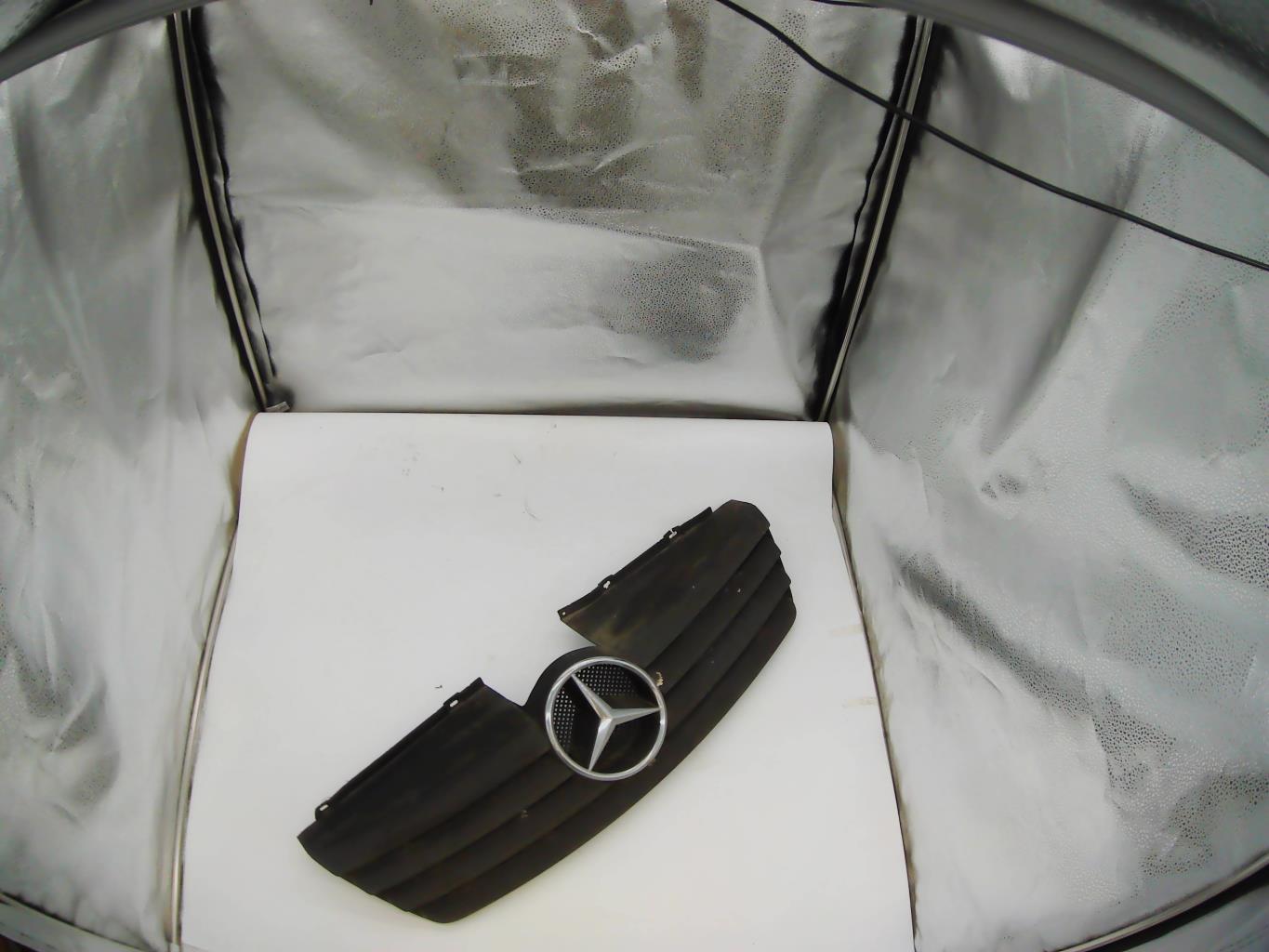 Calandre MERCEDES VANEO 414 Diesel - 1