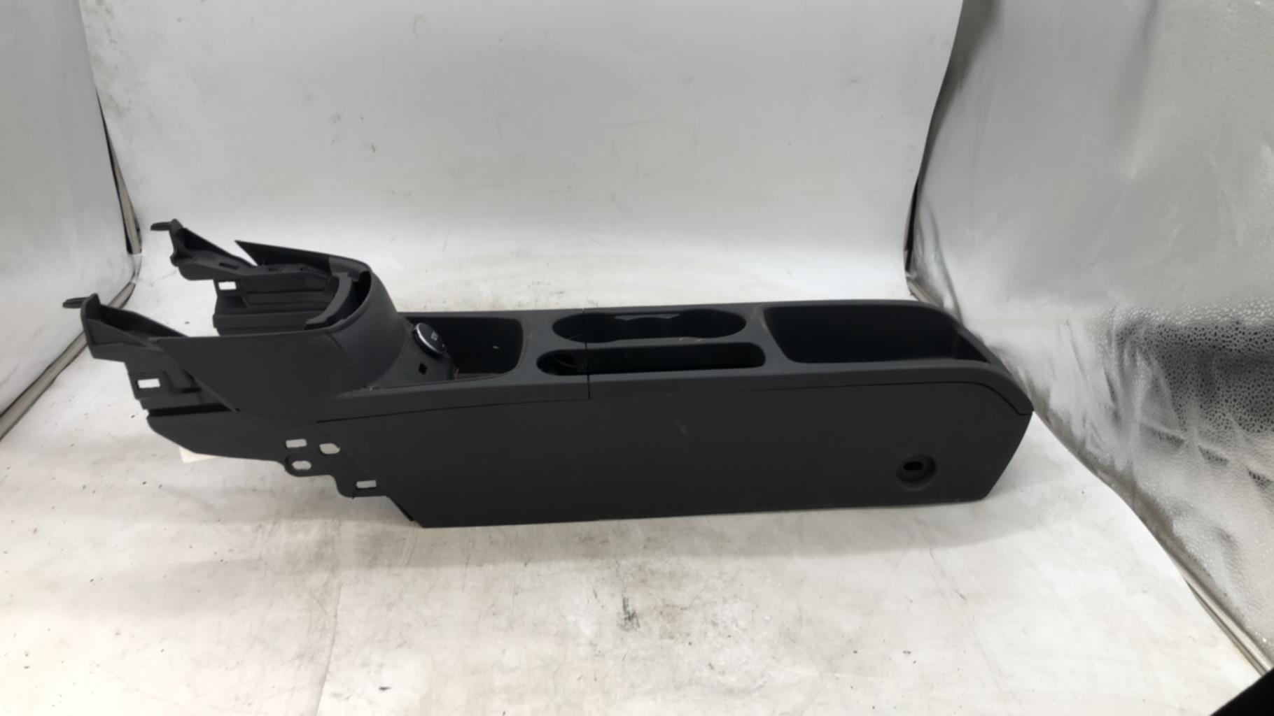 Console central (interieur plastique) FORD FIESTA 6 PHASE 2 Diesel - 1