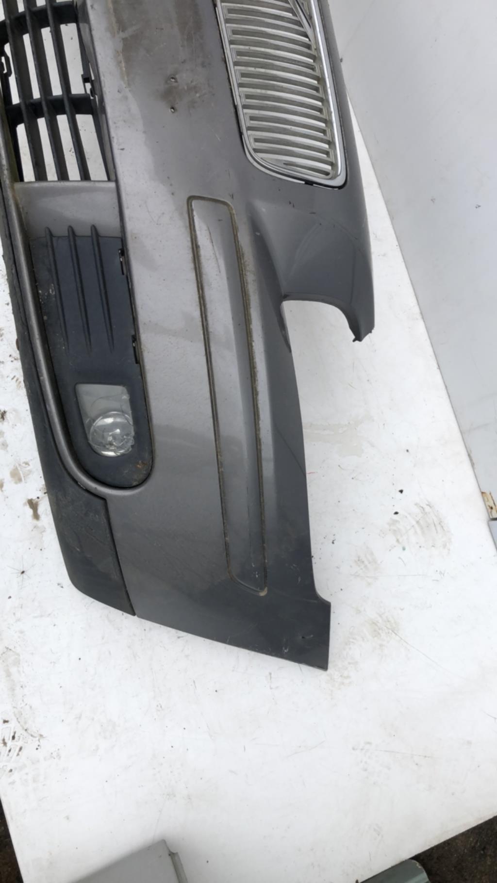 Pare choc avant VOLVO V 50 PHASE 1 BREAK  - 1