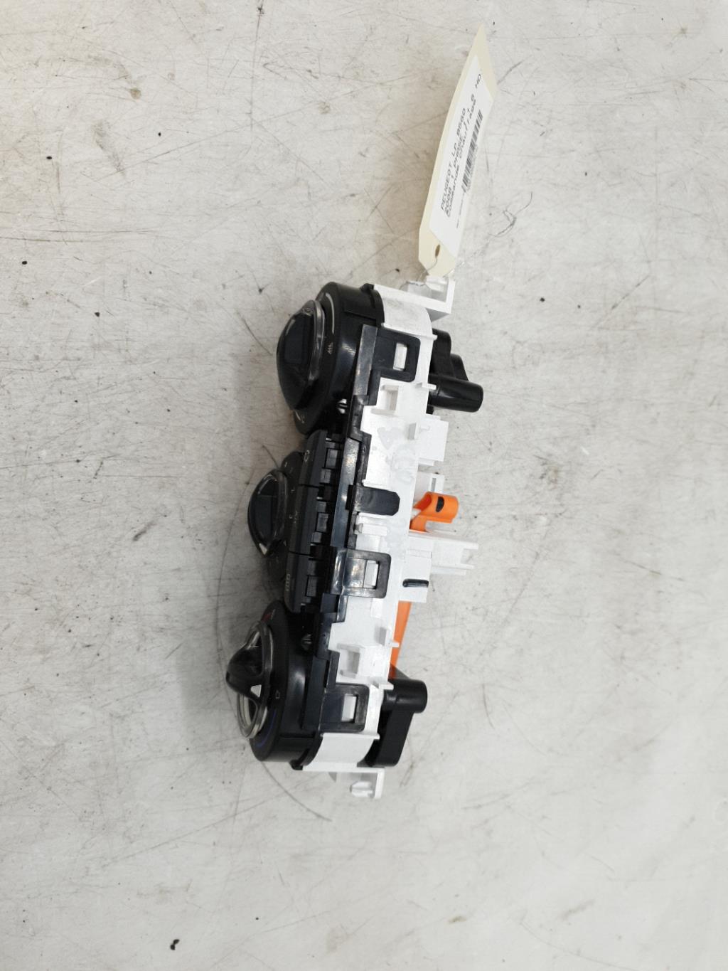 Commande chauffage PEUGEOT 2008 1 PHASE 1  - 1