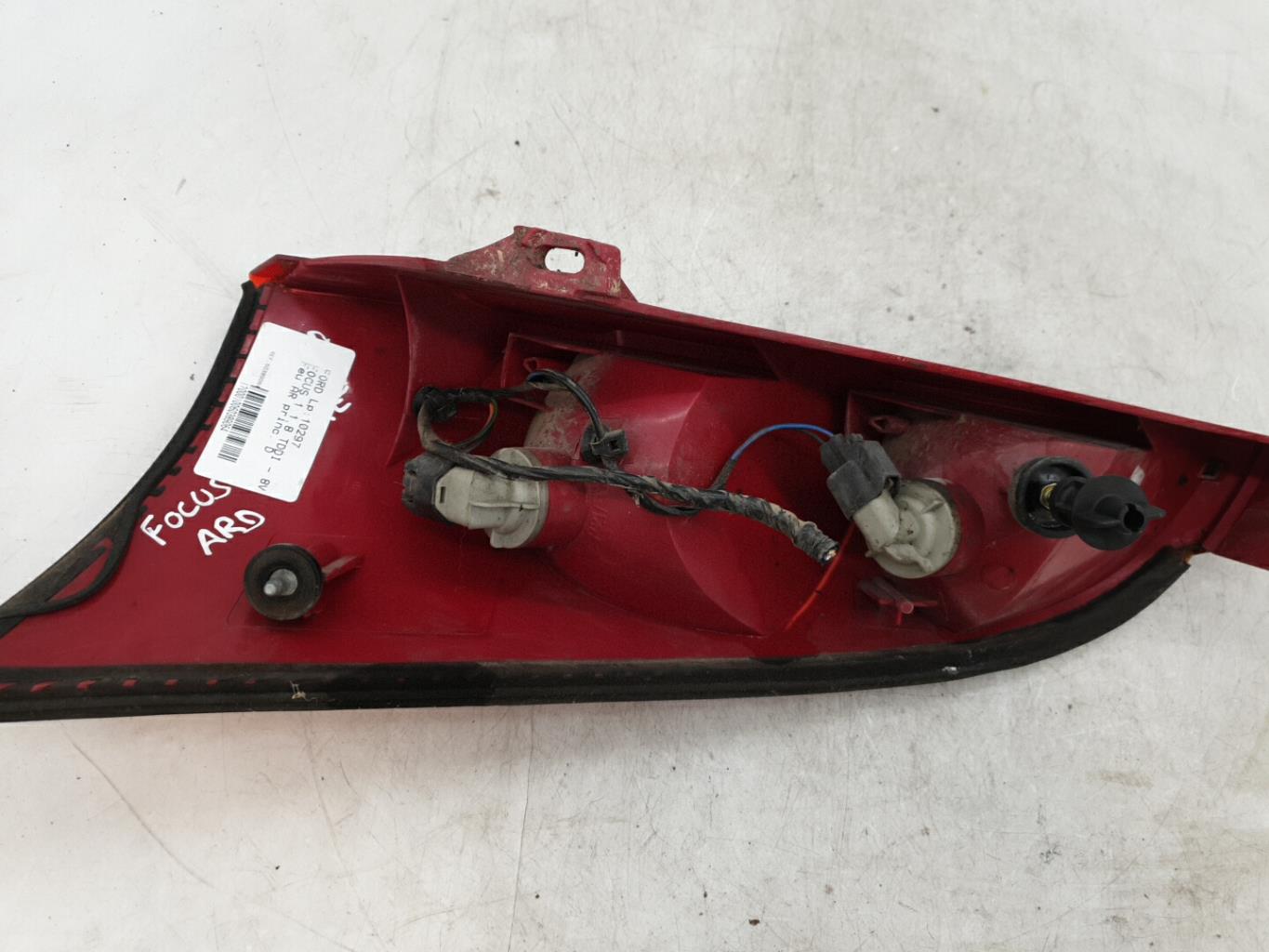 Feu arriere principal droit (feux) FORD FOCUS 1 Diesel - 1