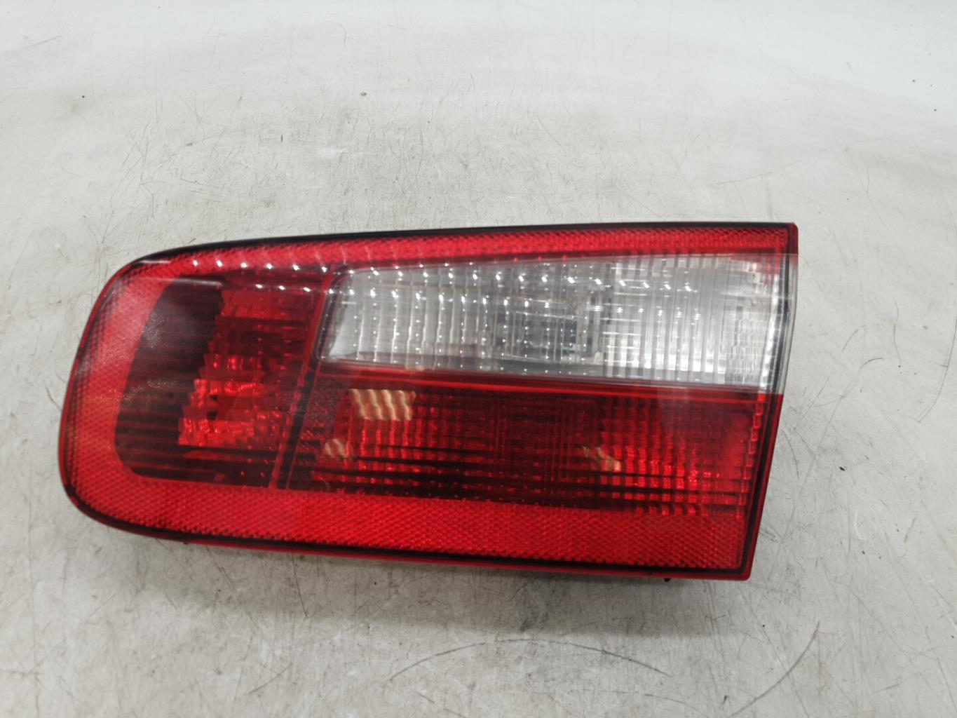 Feu arriere secondaire droit (feux) RENAULT LAGUNA 2 PHASE 1  - 1