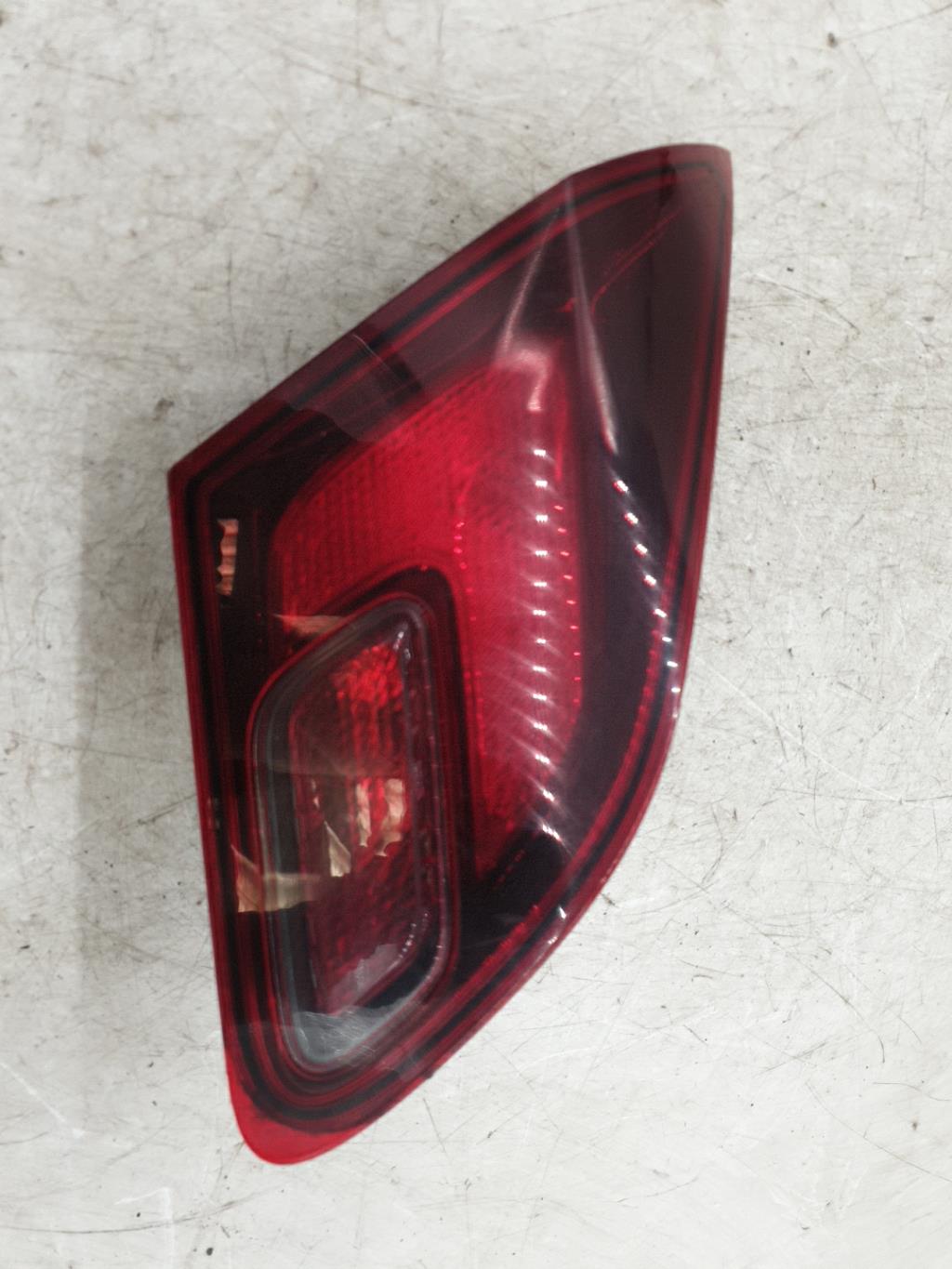 Feu arriere secondaire gauche (feux) OPEL ASTRA J PHASE 2 Diesel - 1