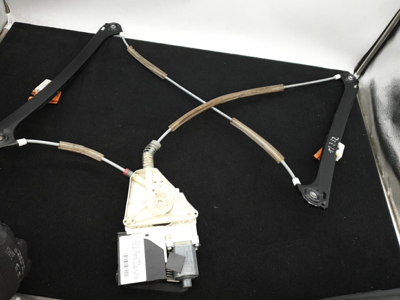 Leve vitre electrique avant droit AUDI A3 2 PHASE 1 Diesel - 1