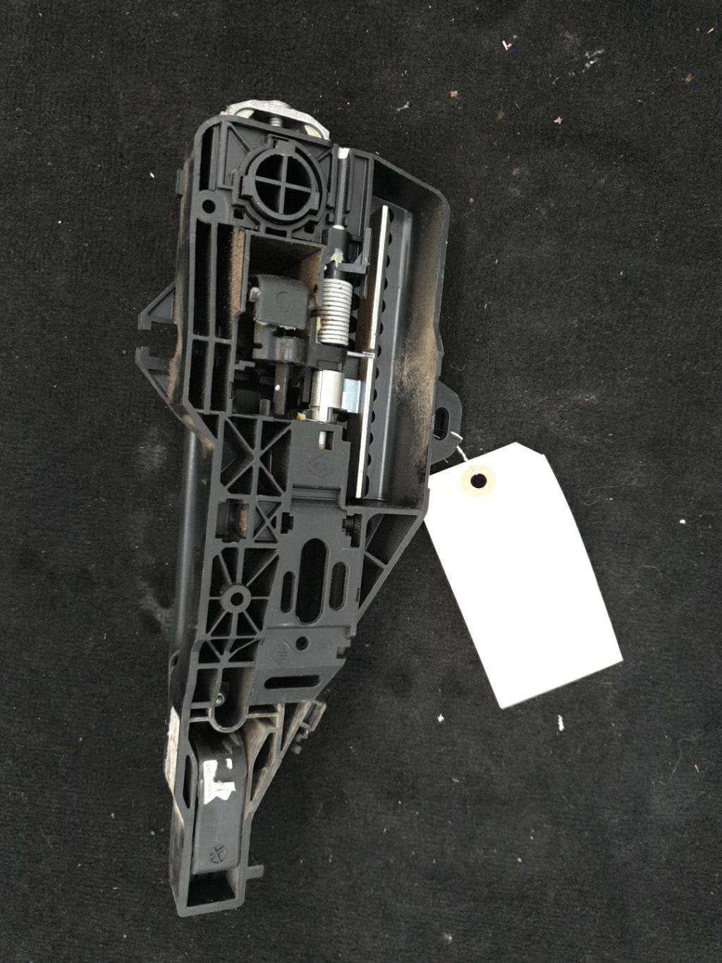 Poignee porte avant gauche RENAULT CLIO 4 PHASE 1 Diesel - 1