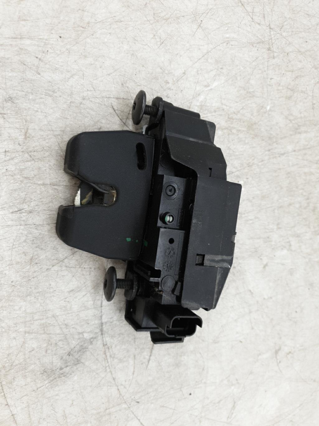 Serrure de hayon RENAULT CLIO 1 PHASE 1  - 1