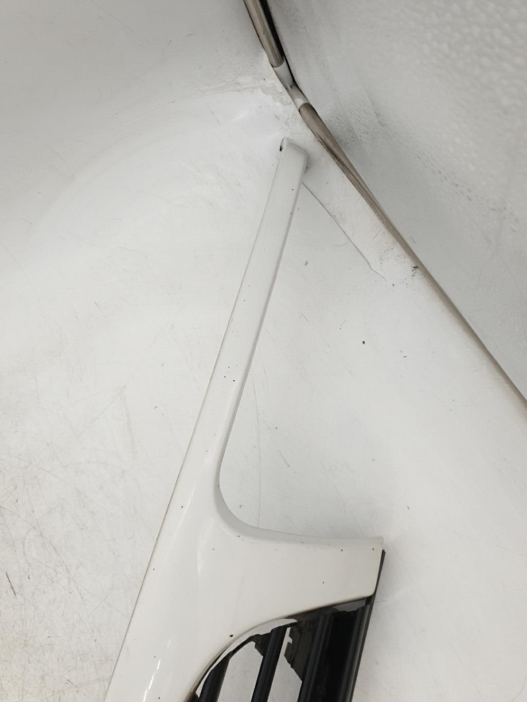 Calandre VOLKSWAGEN POLO 3 PHASE 1 Essence - 1