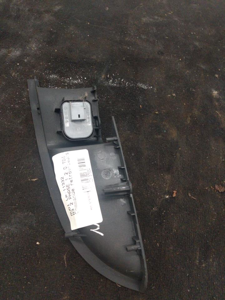 Commande retroviseurs AUDI A3 2 PHASE 1 Diesel - 1